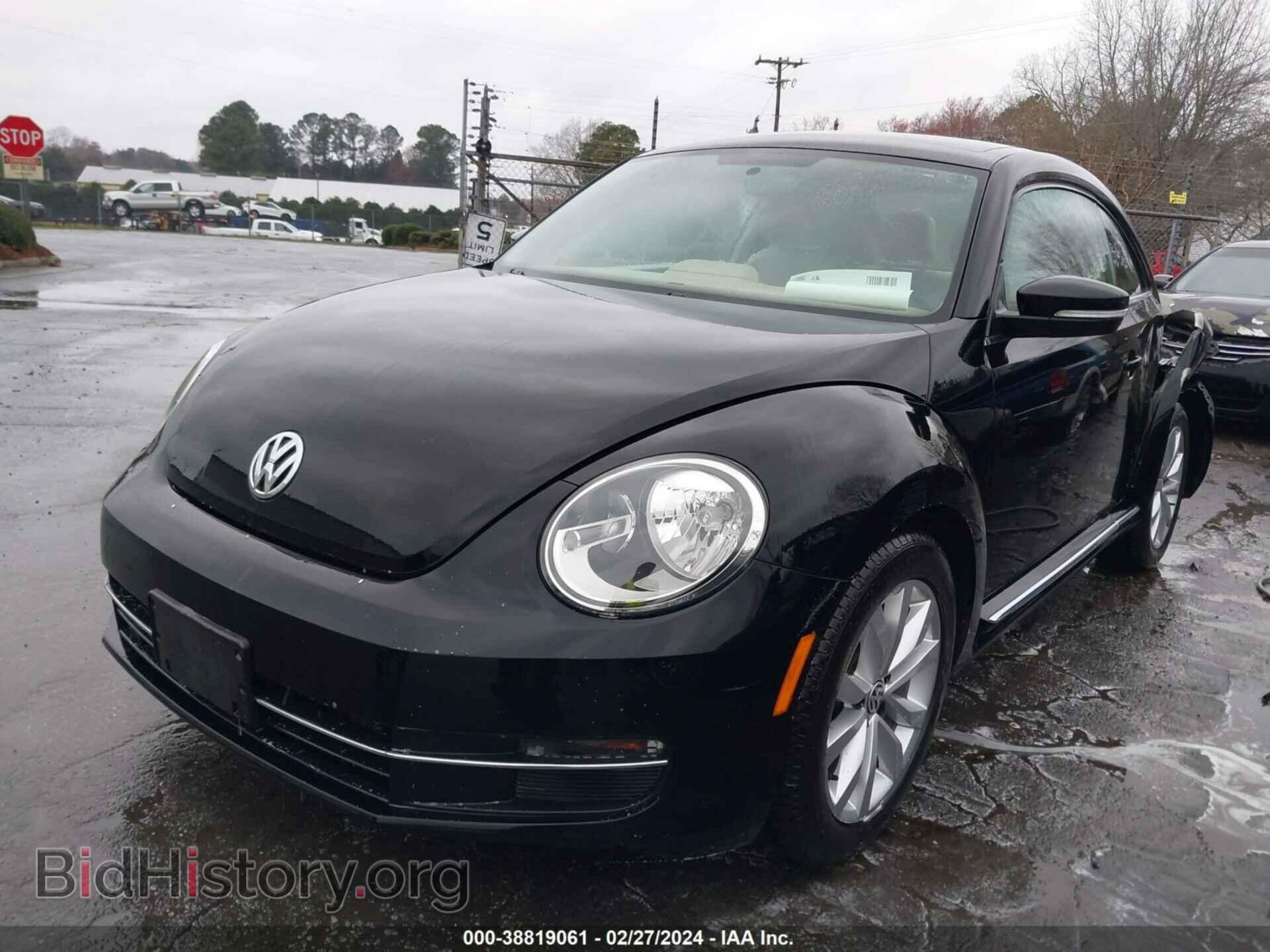 2014 VOLKSWAGEN BEETLE - VIN: 3VWJL7AT4EM605184 - Фото 2