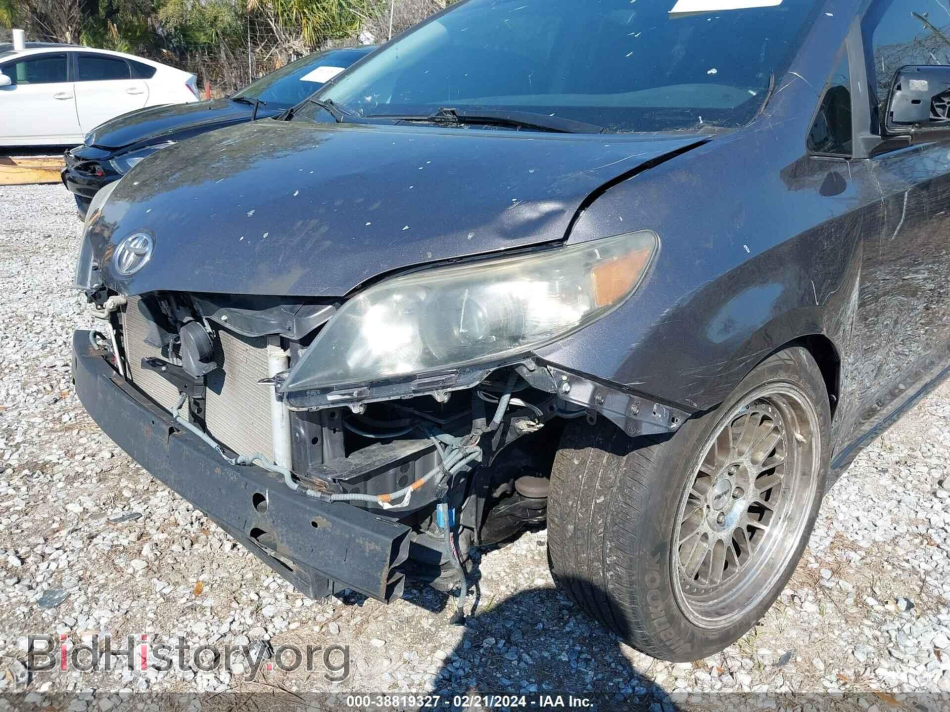 2011 TOYOTA SIENNA - VIN: 5TDXK3DC4BS037812 - Фото 6