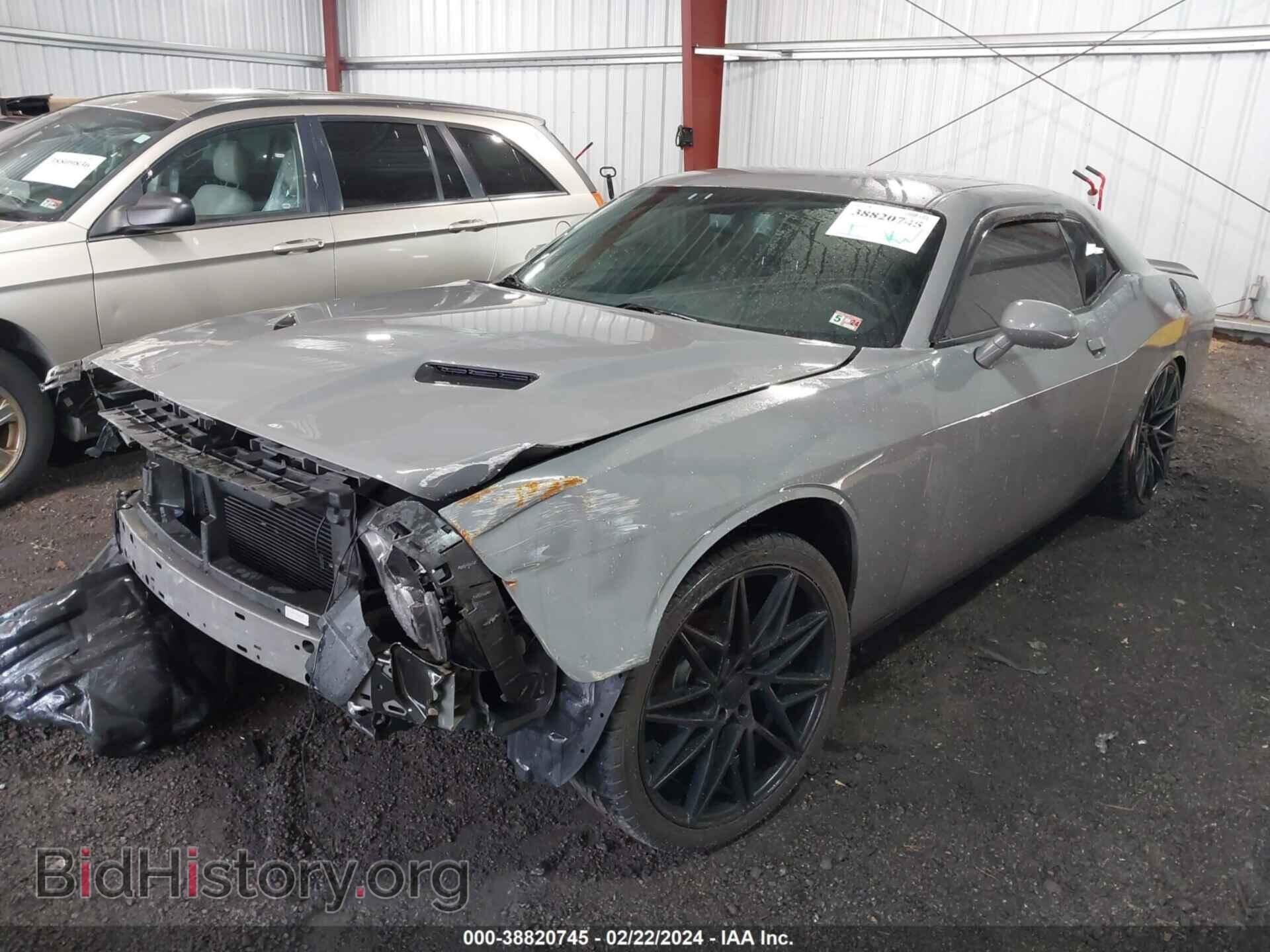 2018 DODGE CHALLENGER - VIN: 2C3CDZAG7JH321925 - Photo 2