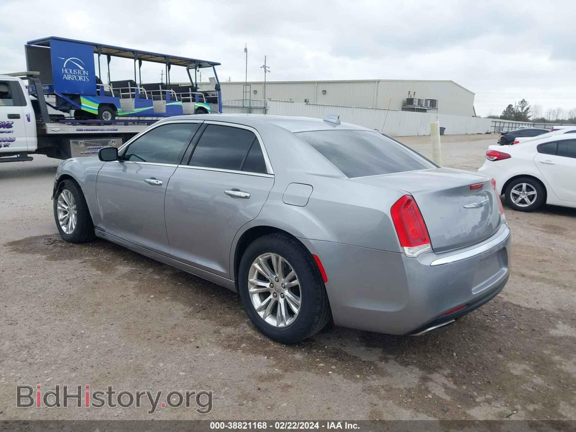 2017 CHRYSLER 300C - VIN: 2C3CCAEG2HH549954 - Фото 3