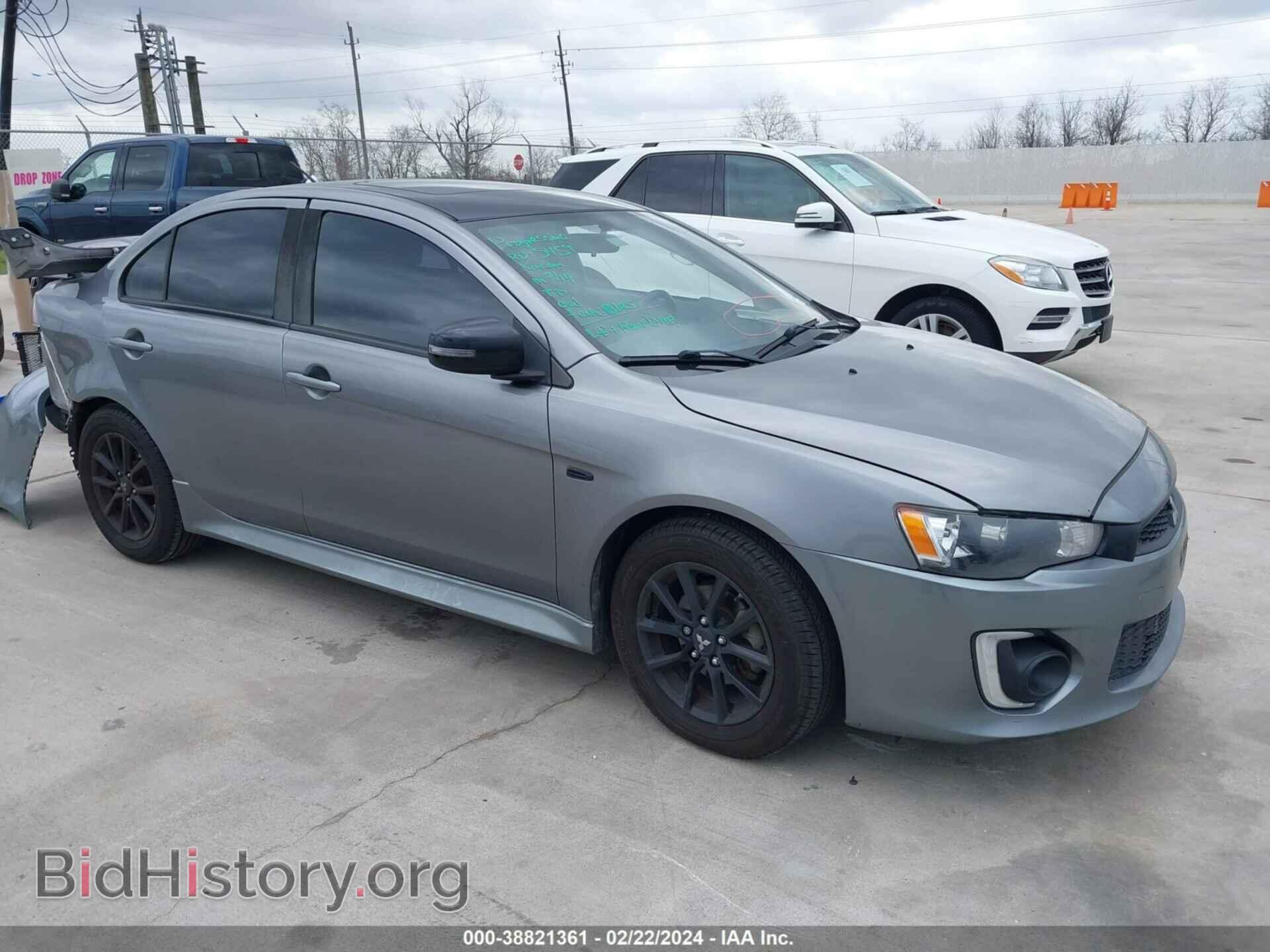 Photo JA32U2FUXHU013182 - MITSUBISHI LANCER 2017
