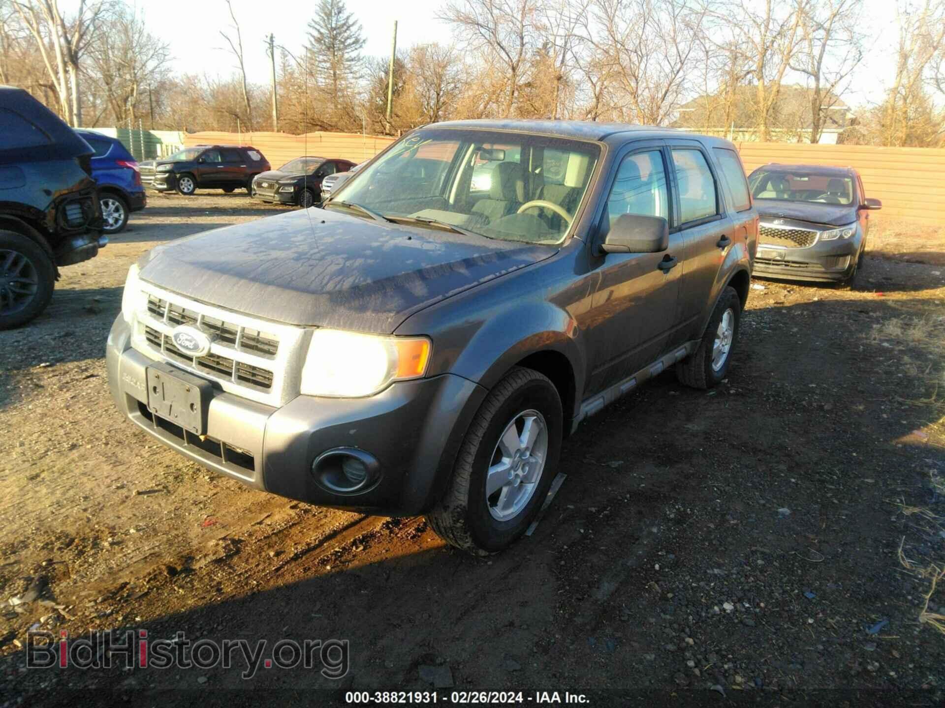 2010 FORD ESCAPE - VIN: 1FMCU9C76AKB96249 - Фото 2