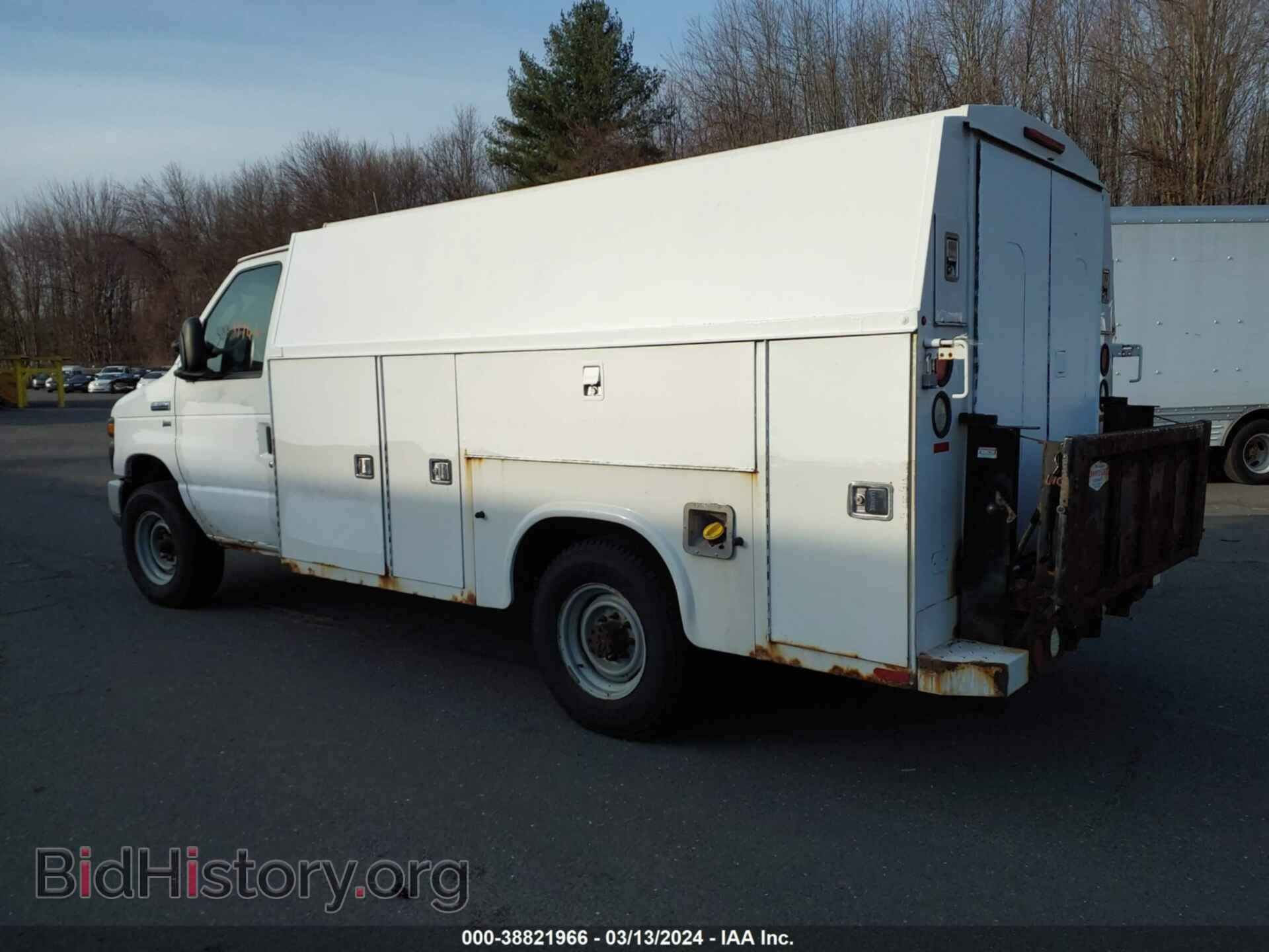 2011 FORD E-350 CUTAWAY - VIN: 1FDSE3FL5BDA67617 - Фото 3