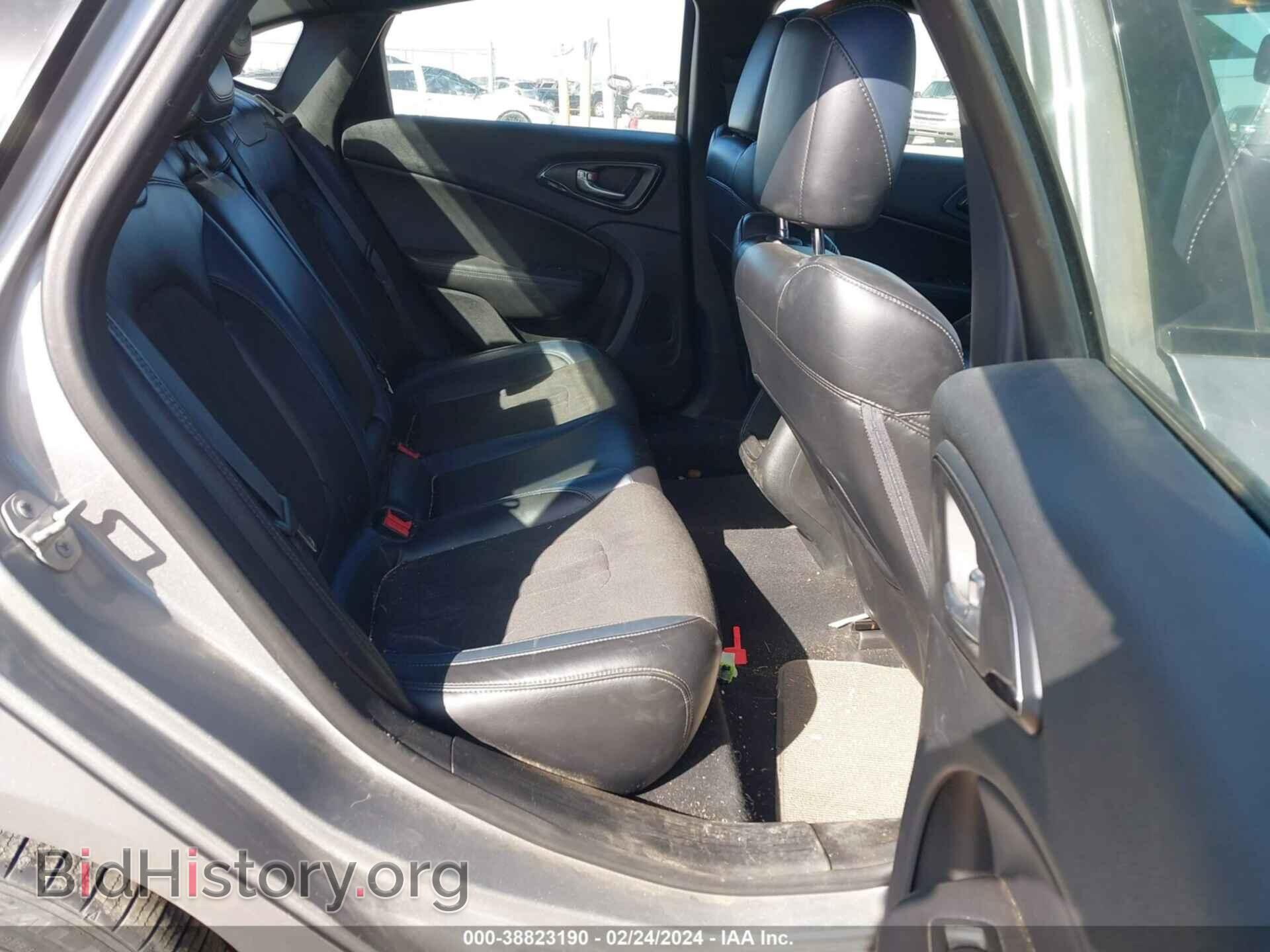 2015 CHRYSLER 200 - VIN: 1C3CCCBB3FN658156 - Фото 8