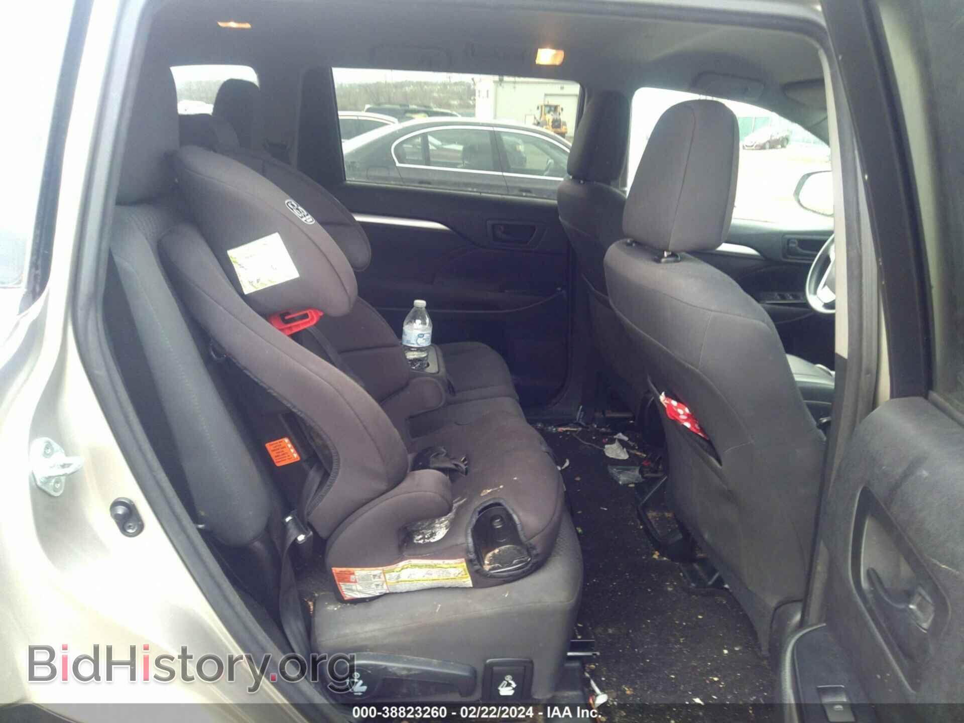 2016 TOYOTA HIGHLANDER - VIN: 5TDBKRFH7GS328043 - Фото 8