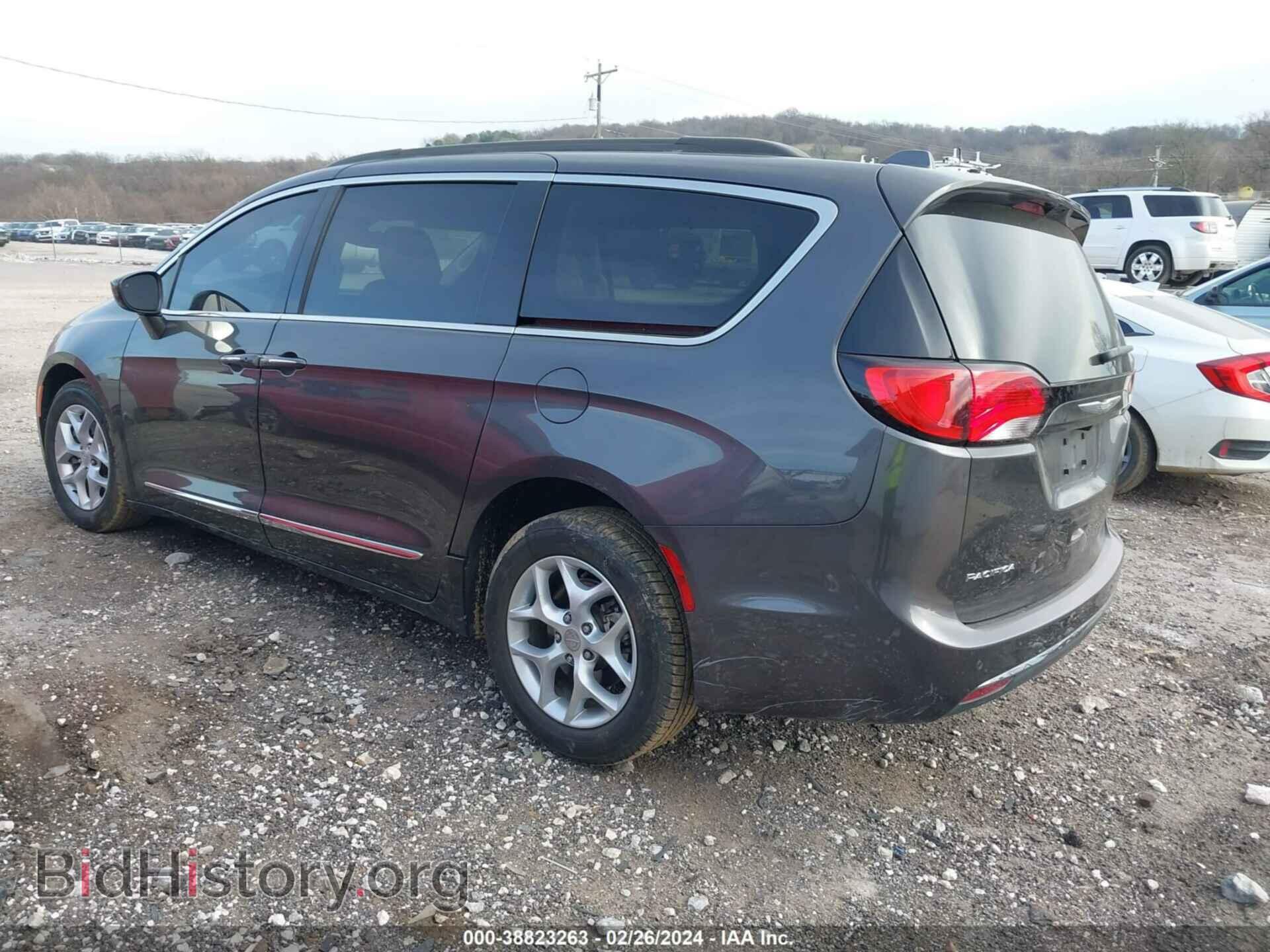 2017 CHRYSLER PACIFICA - VIN: 2C4RC1BG1HR551585 - Фото 3