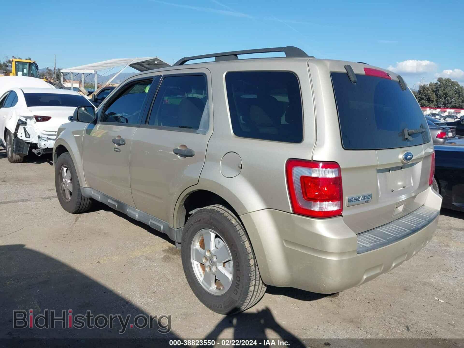 2010 FORD ESCAPE - VIN: 1FMCU0D79AKD33176 - Фото 3