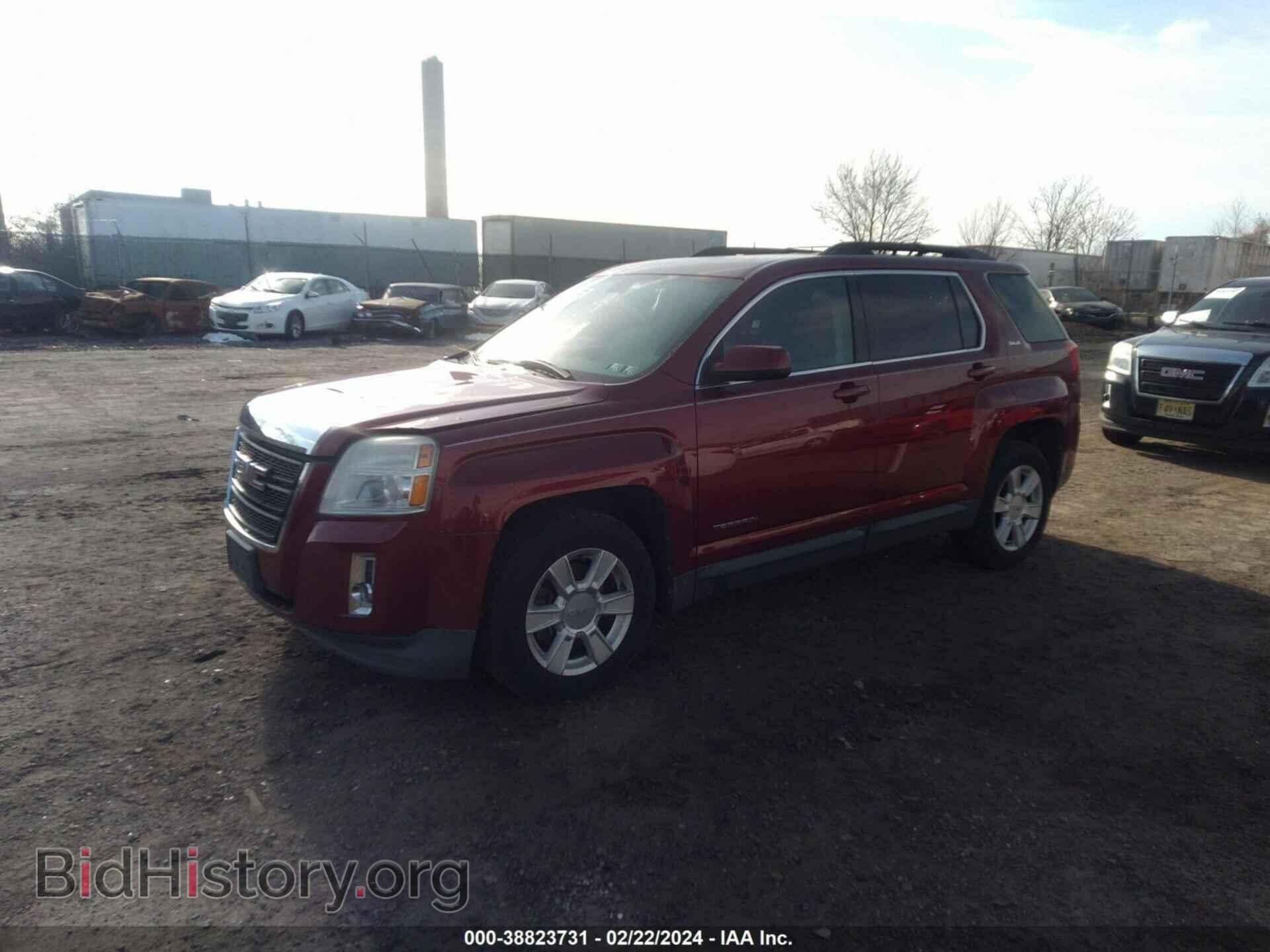 2010 GMC TERRAIN - VIN: 2CTFLEEW1A6274803 - Photo 2