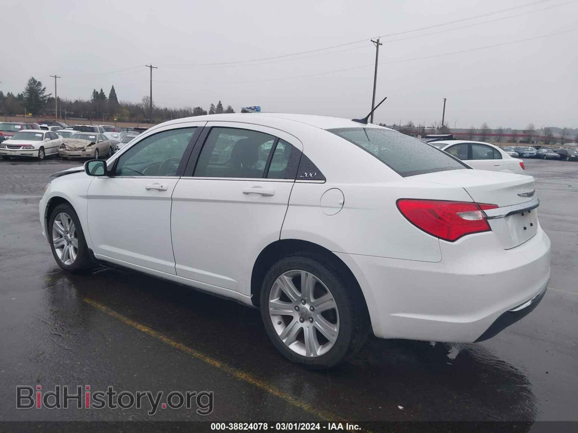 2013 CHRYSLER 200 - VIN: 1C3CCBBB9DN695736 - Photo 3
