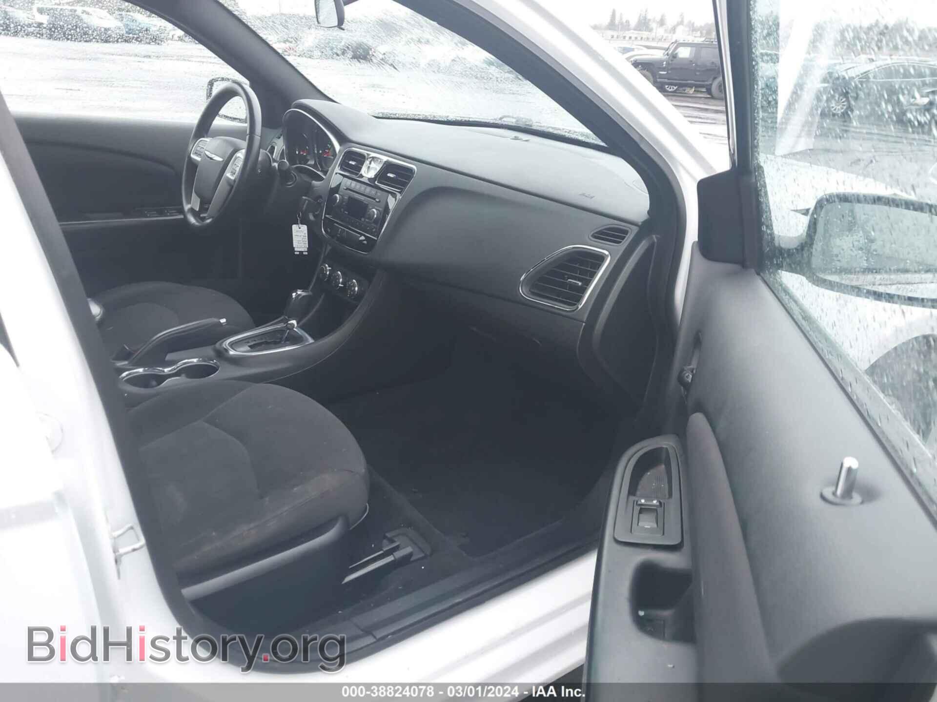 2013 CHRYSLER 200 - VIN: 1C3CCBBB9DN695736 - Photo 5