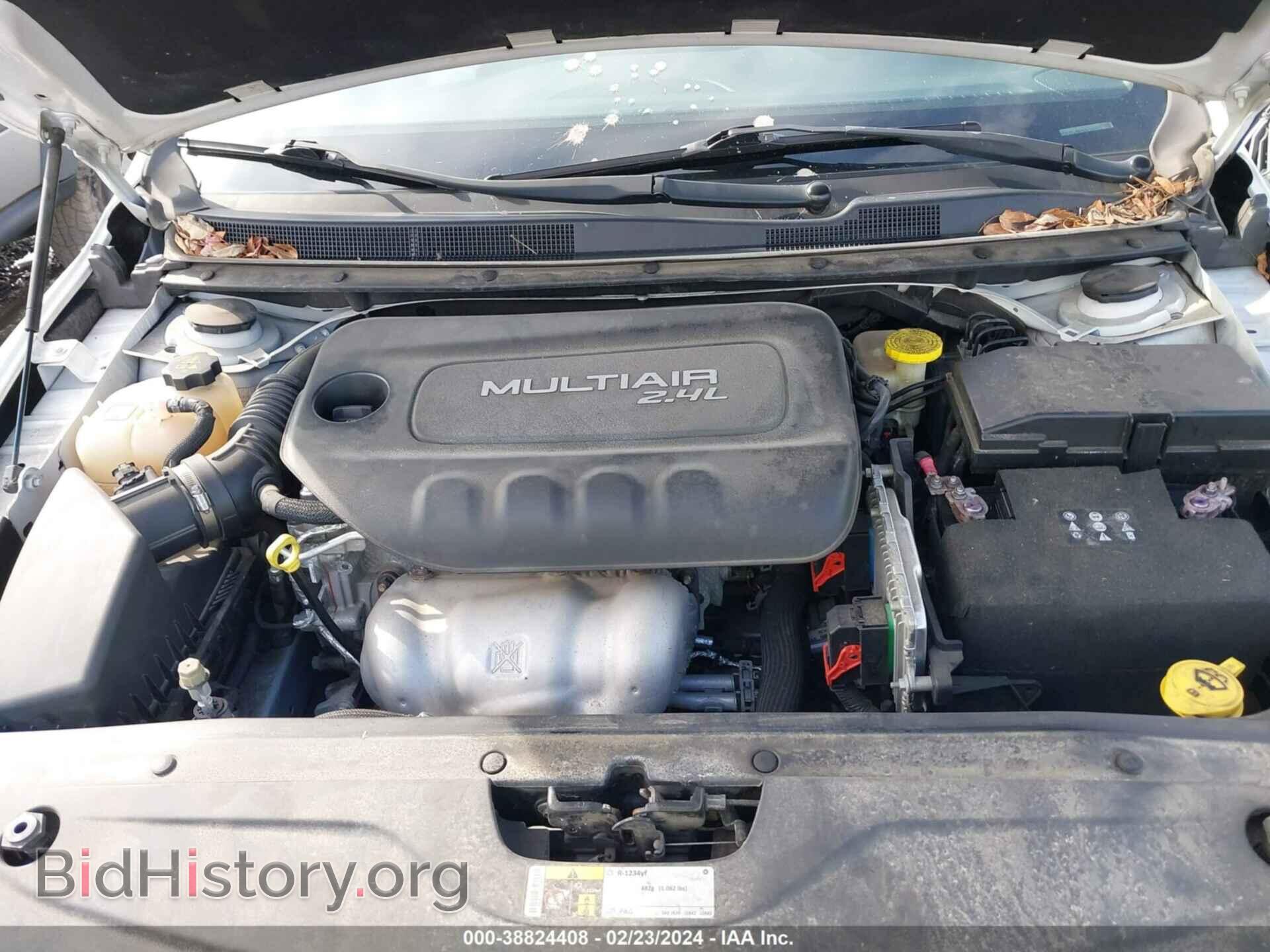 2016 CHRYSLER 200 - VIN: 1C3CCCAB4GN188111 - Photo 10