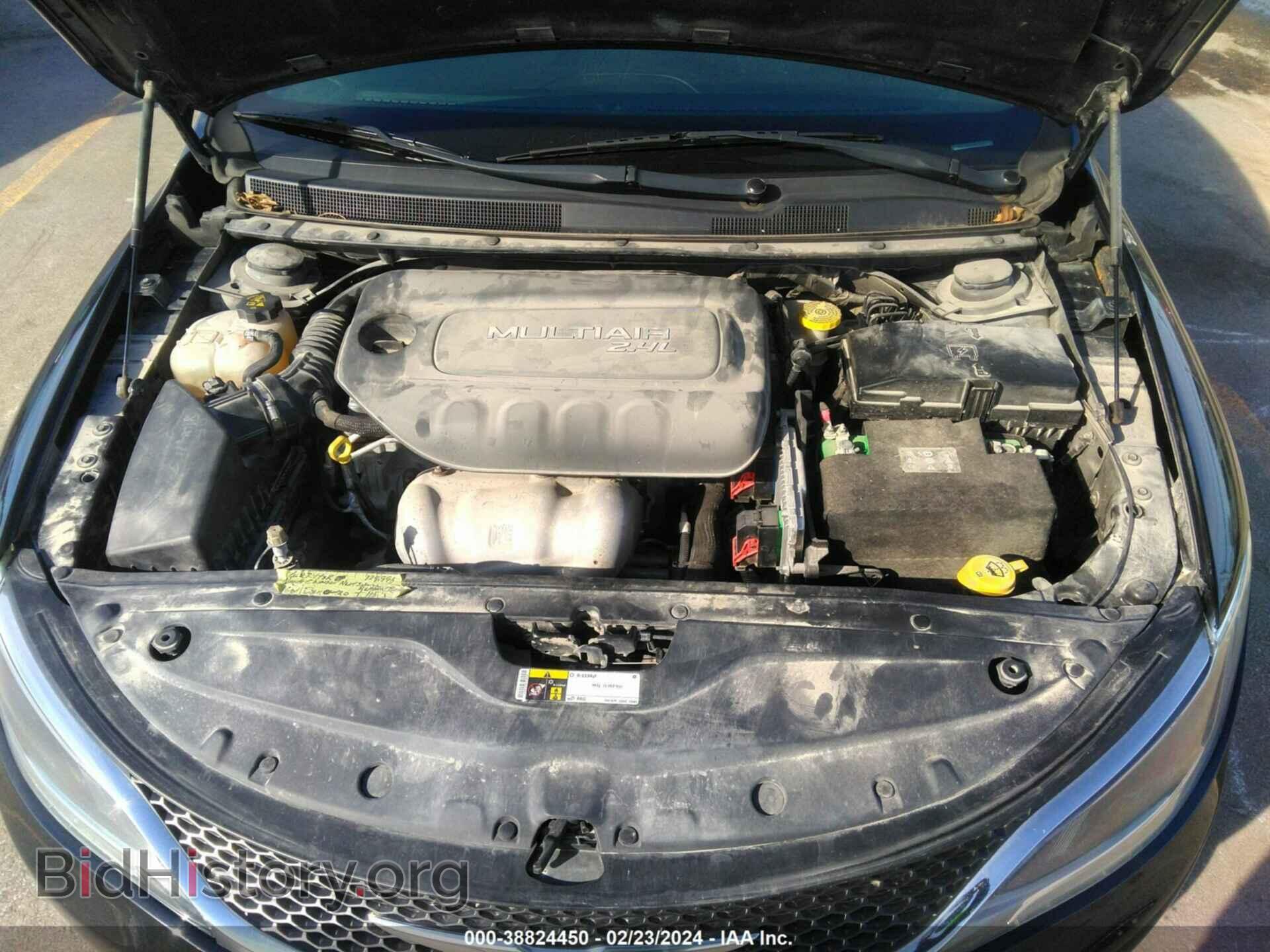 2017 CHRYSLER 200 - VIN: 1C3CCCAB9HN512221 - Фото 10
