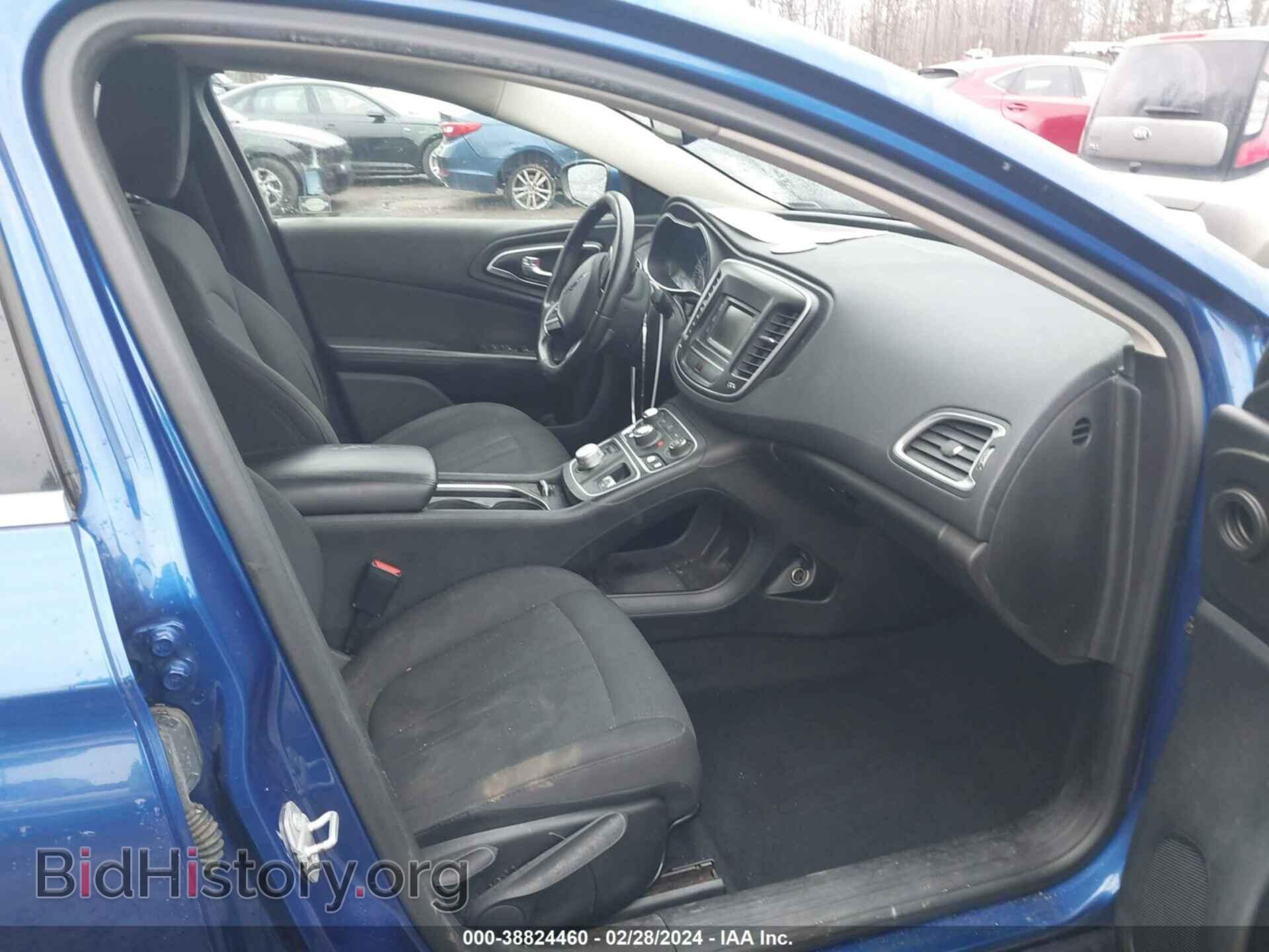 2016 CHRYSLER 200 - VIN: 1C3CCCAB4GN106006 - Фото 5