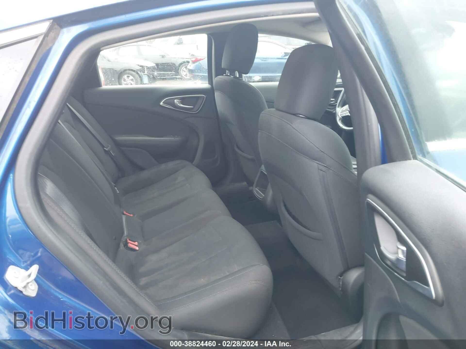 2016 CHRYSLER 200 - VIN: 1C3CCCAB4GN106006 - Фото 8