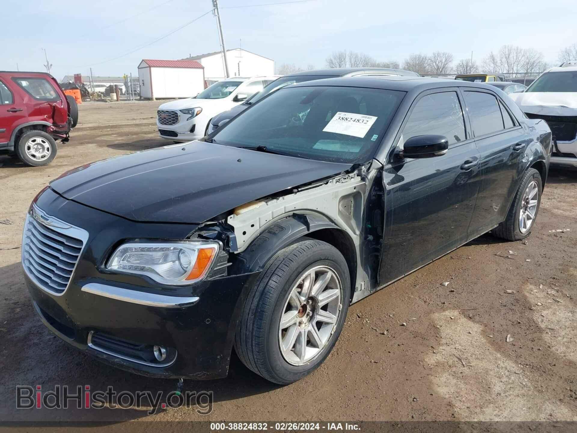 2017 CHRYSLER 300 - VIN: 2C3CCAGG7HH544438 - Фото 2