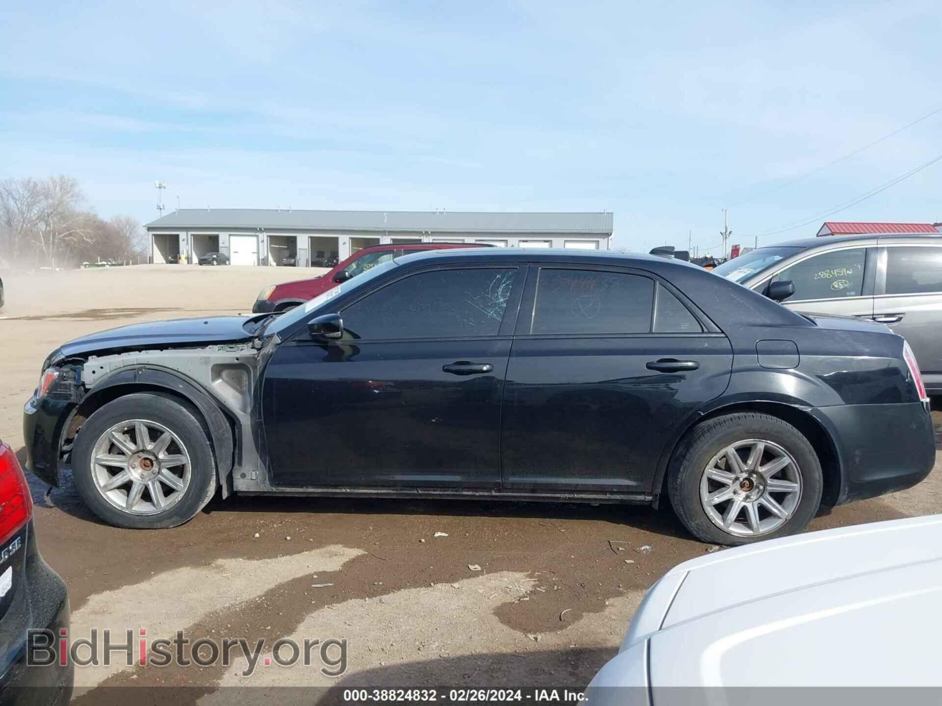 2017 CHRYSLER 300 - VIN: 2C3CCAGG7HH544438 - Фото 13