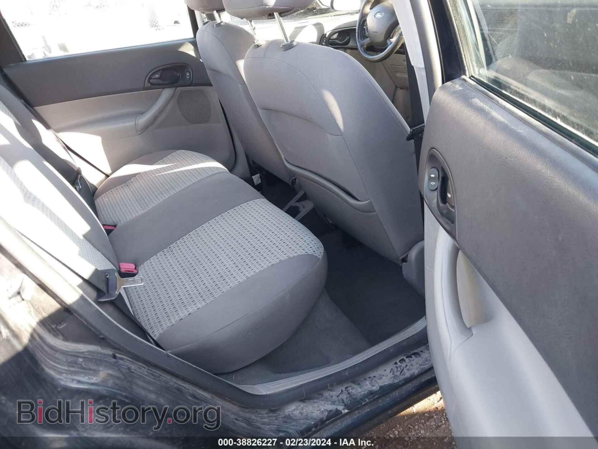 2007 FORD FOCUS - VIN: 1FAFP34N87W306454 - Фото 8