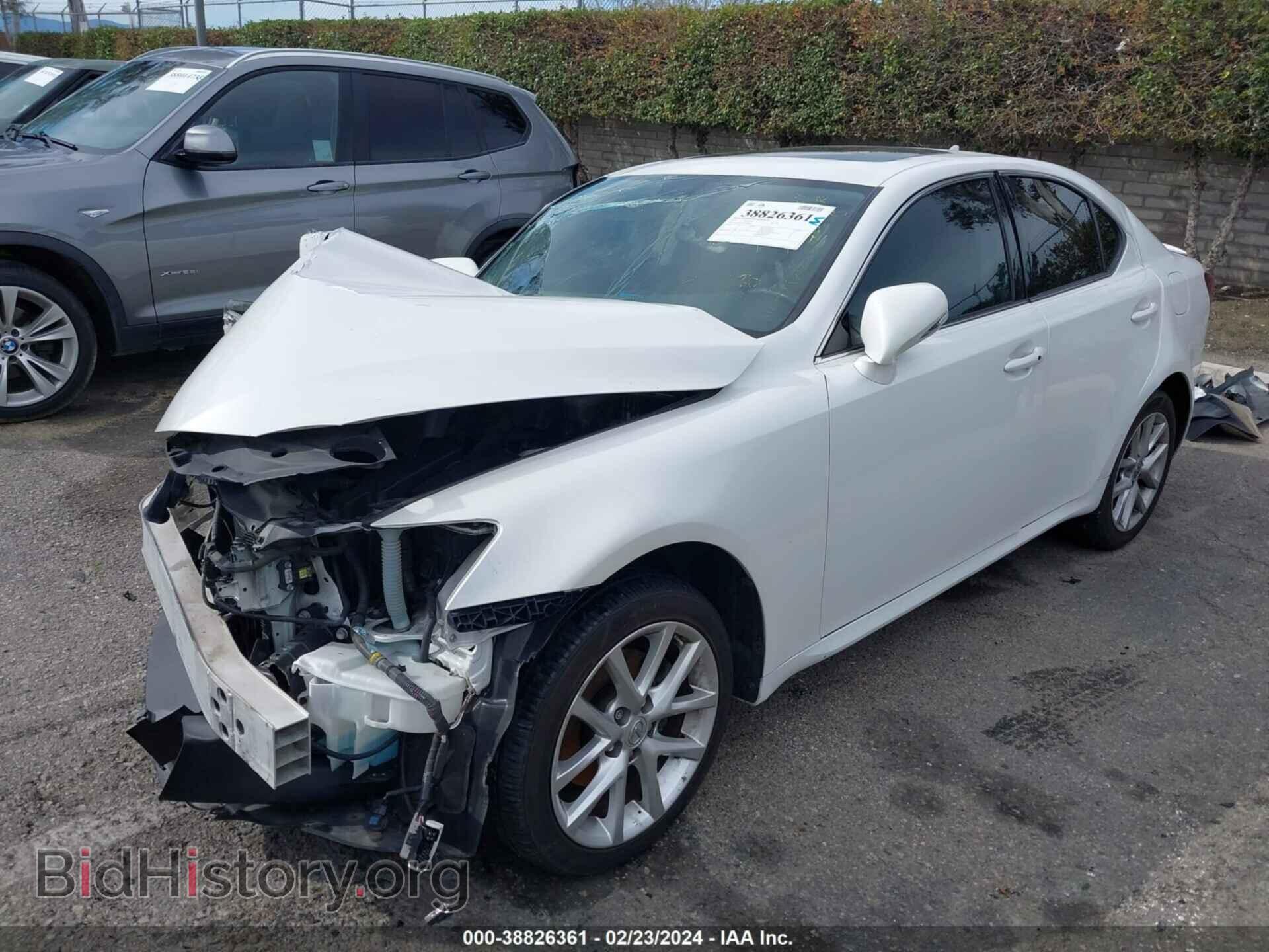 2011 LEXUS IS 250 - VIN: JTHBF5C25B5142012 - Photo 2