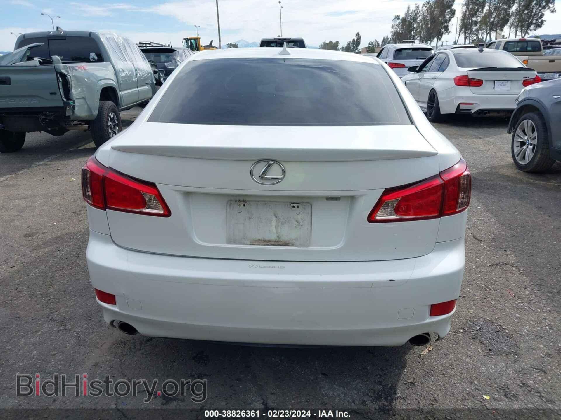 2011 LEXUS IS 250 - VIN: JTHBF5C25B5142012 - Photo 17