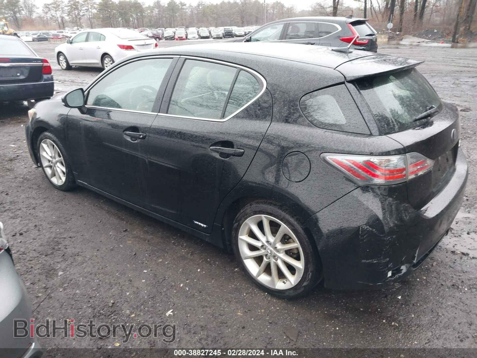 2011 LEXUS CT 200H - VIN: JTHKD5BH9B2030679 - Фото 3