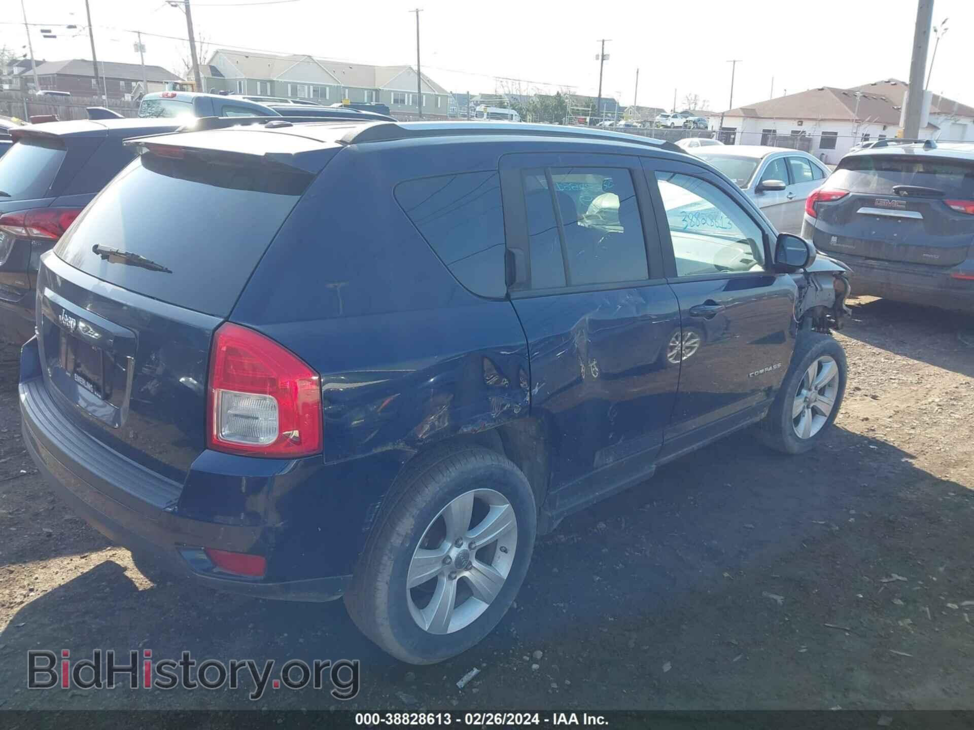 2012 JEEP COMPASS - VIN: 1C4NJDBB7CD589277 - Photo 4