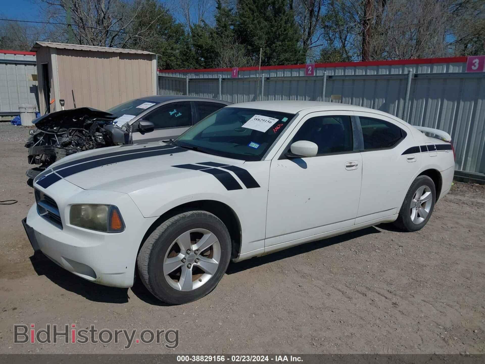 2010 DODGE CHARGER - VIN: 2B3CA4CD2AH161142 - Photo 2