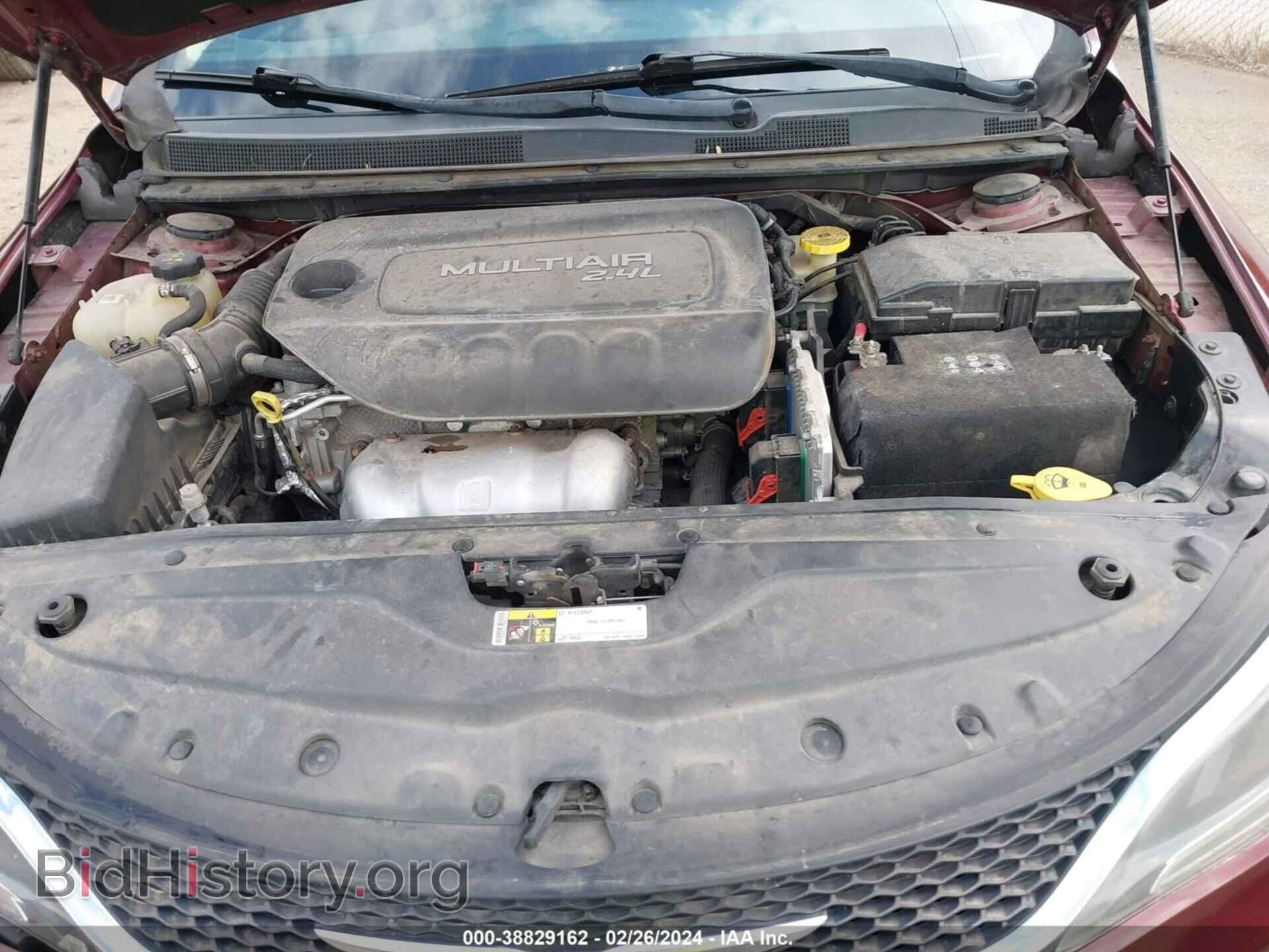 2015 CHRYSLER 200 - VIN: 1C3CCCAB7FN734950 - Фото 10