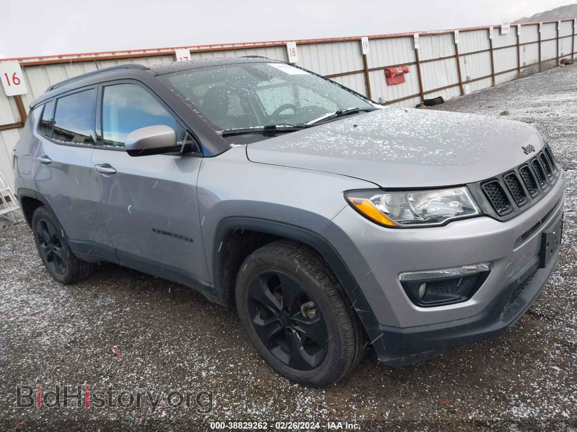 Фотография 3C4NJDBB9JT399956 - JEEP COMPASS 2018