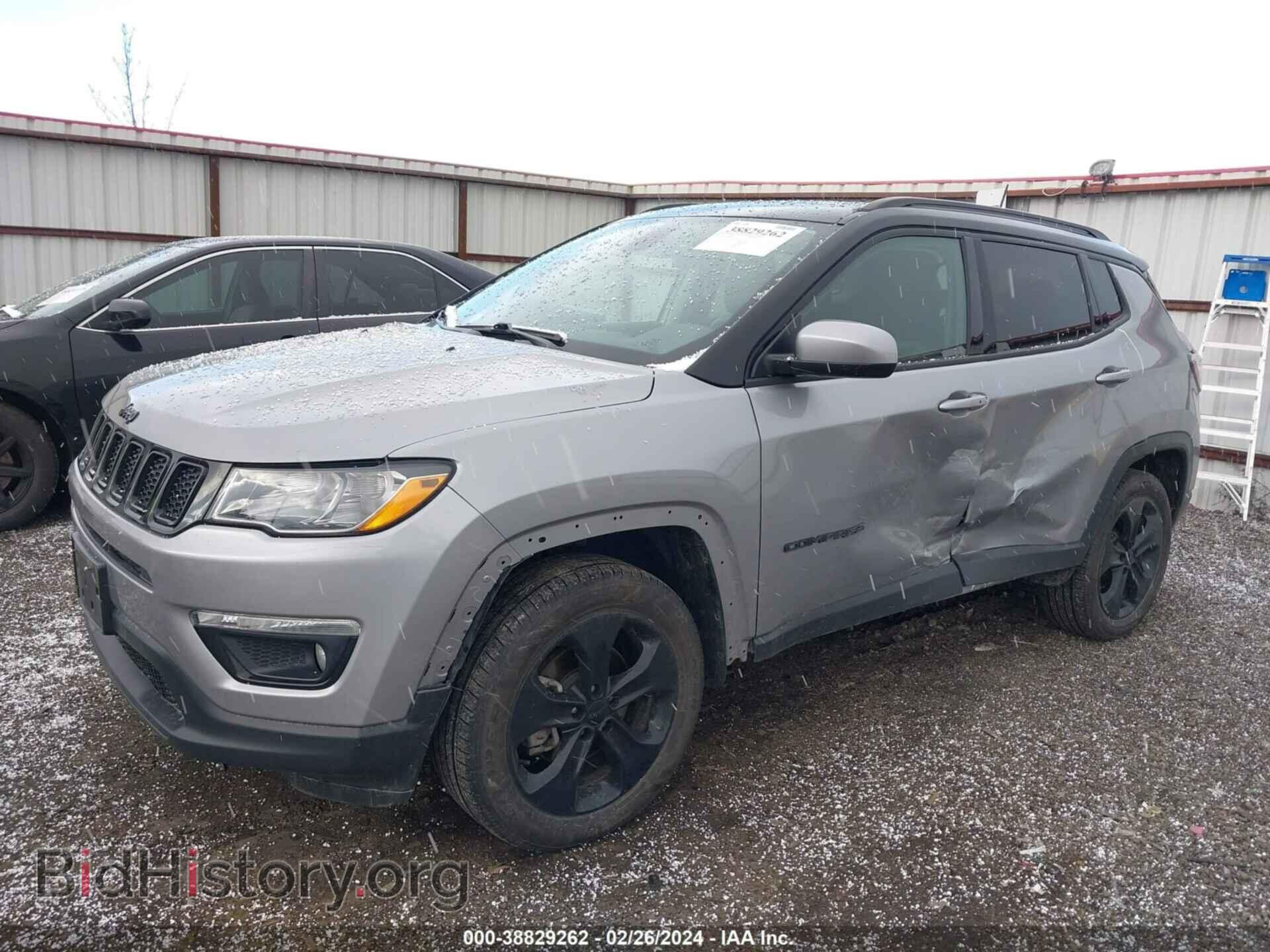 2018 JEEP COMPASS - VIN: 3C4NJDBB9JT399956 - Фото 2
