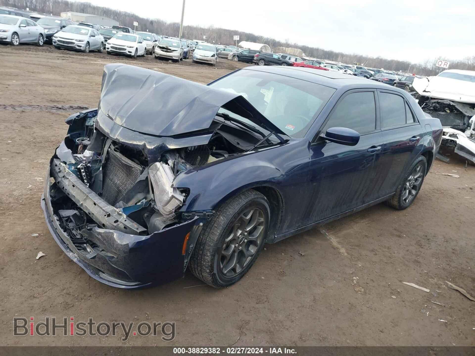 2015 CHRYSLER 300 - VIN: 2C3CCAGG8FH781680 - Photo 2