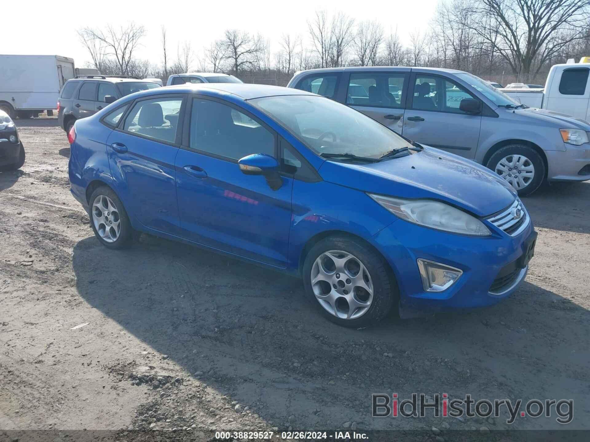 Photo 3FADP4CJ4BM205190 - FORD FIESTA 2011