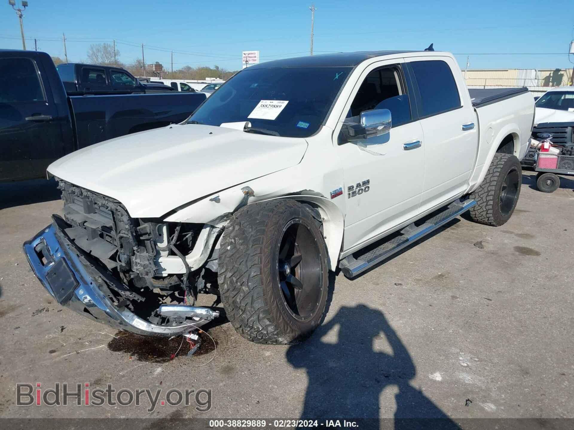 2017 RAM 1500 - VIN: 1C6RR6NT4HS662979 - Фото 2