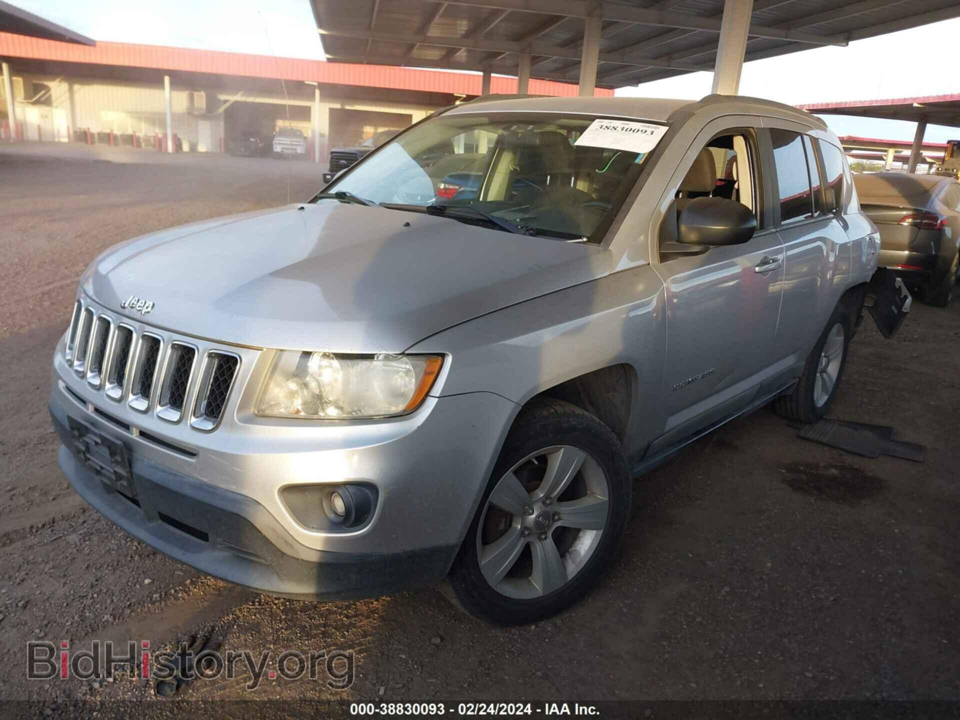 2011 JEEP COMPASS - VIN: 1J4NT1FA4BD170631 - Photo 2