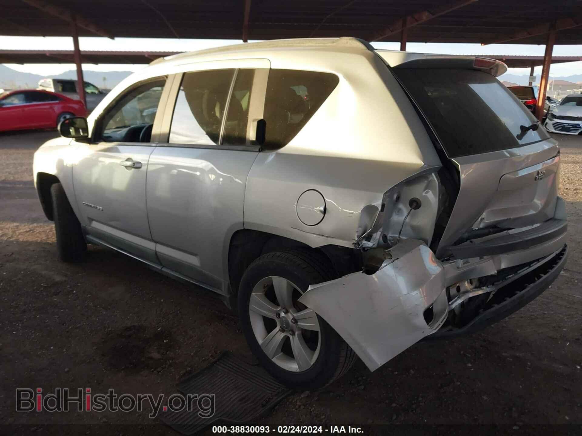 2011 JEEP COMPASS - VIN: 1J4NT1FA4BD170631 - Photo 3