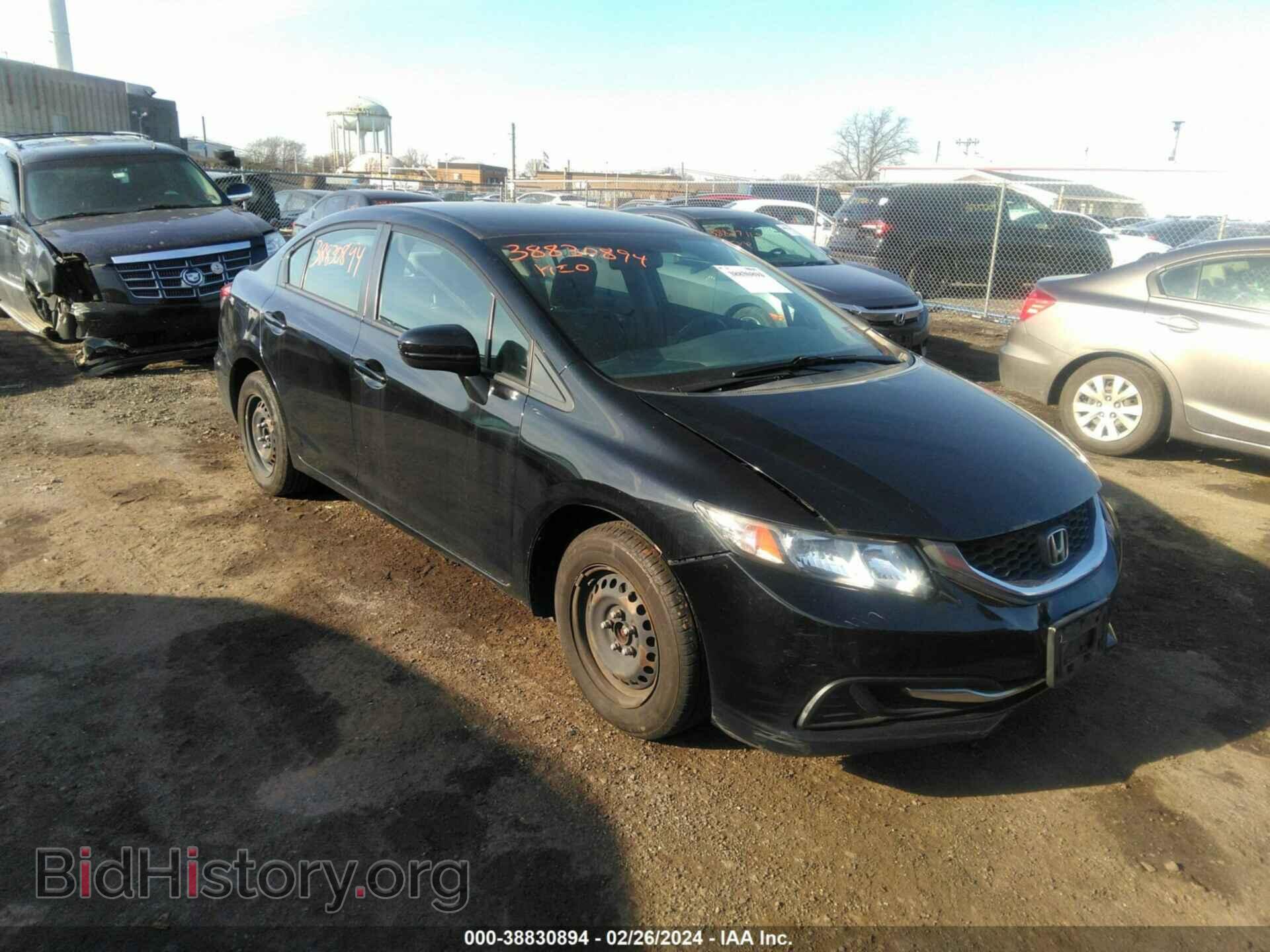 Фотография 19XFB2F56FE708157 - HONDA CIVIC 2015