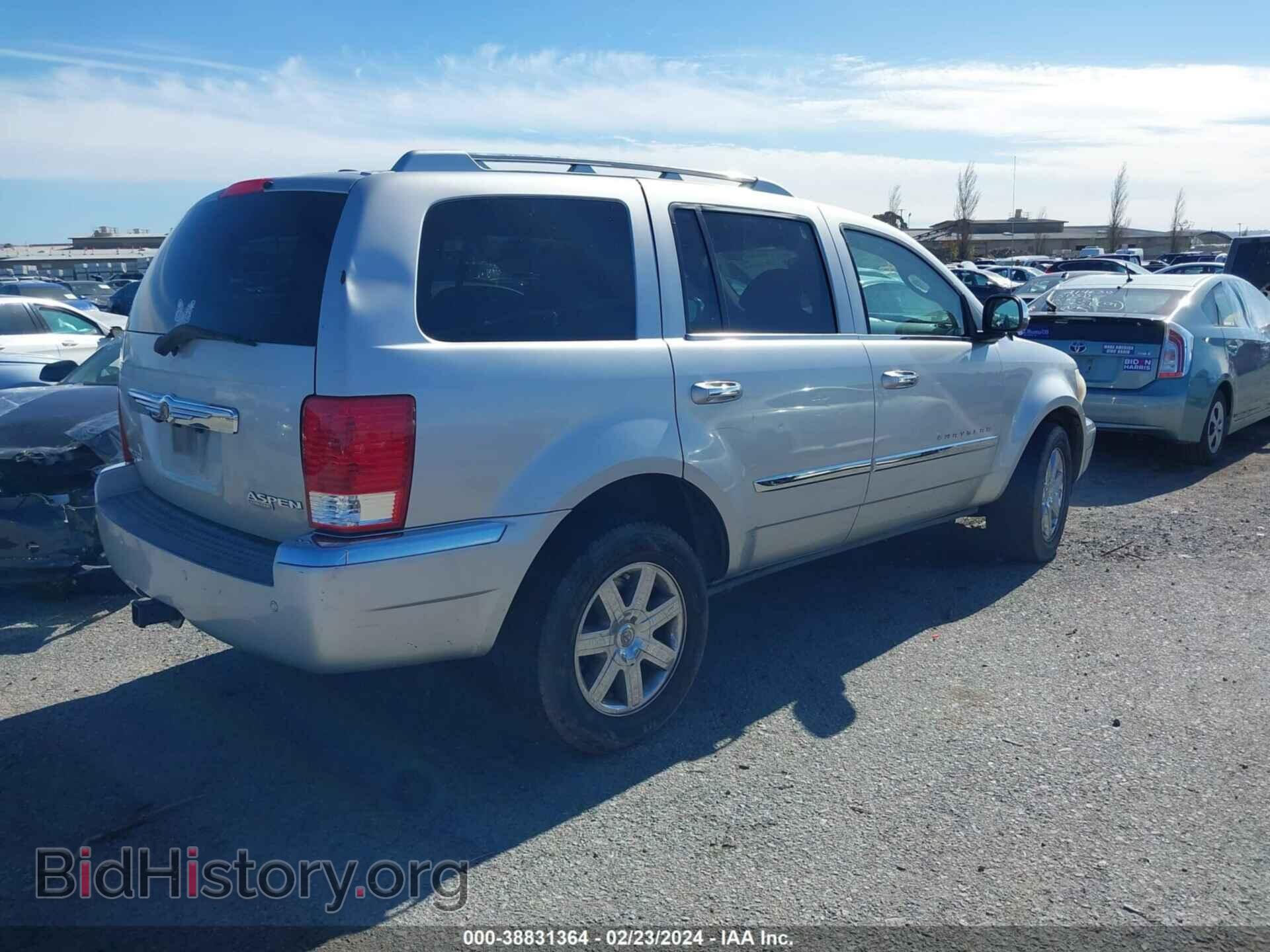 2009 CHRYSLER ASPEN - VIN: 1A8HW58P79F710287 - Фото 4