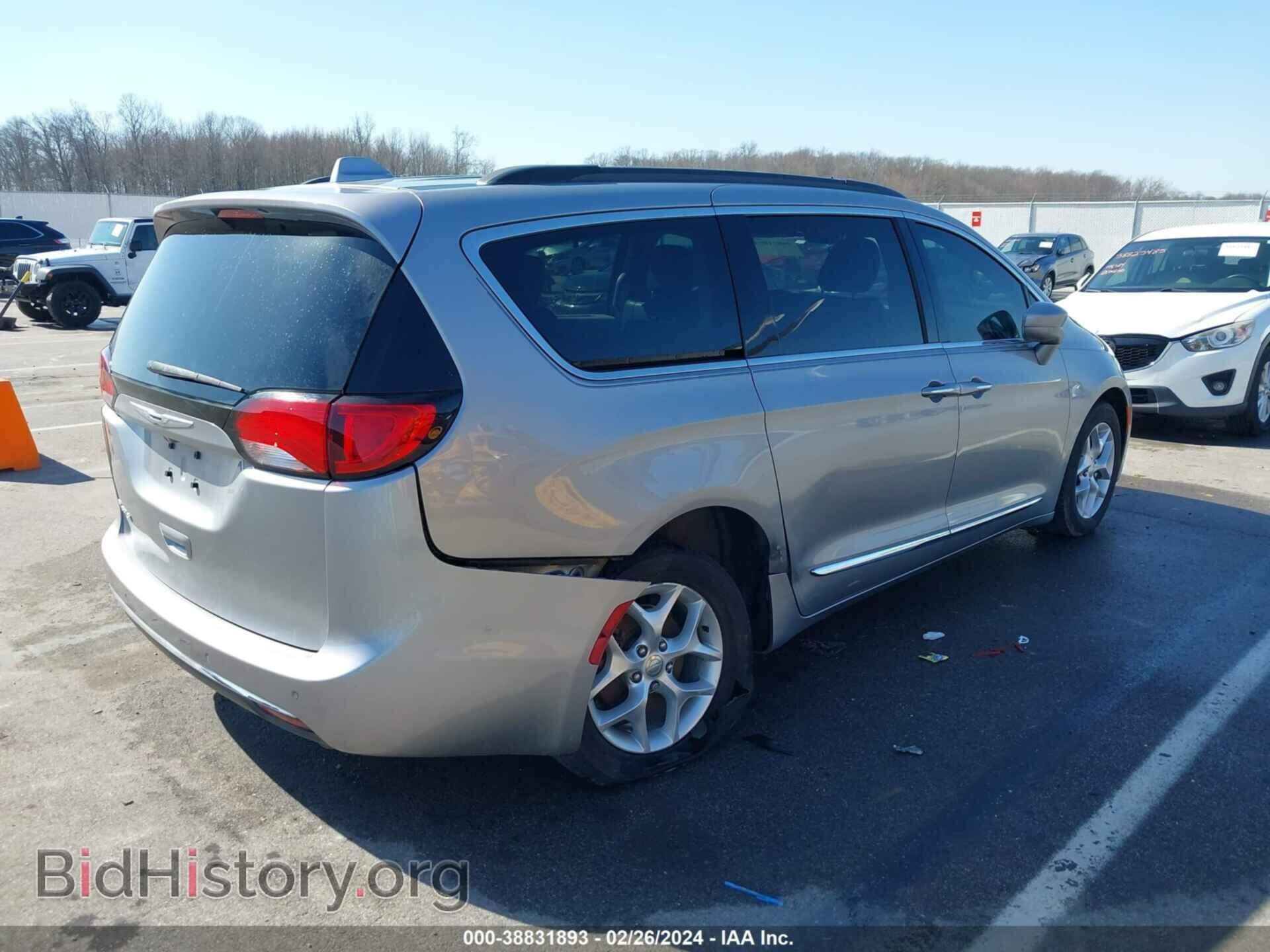 2017 CHRYSLER PACIFICA - VIN: 2C4RC1BG2HR553264 - Фото 4