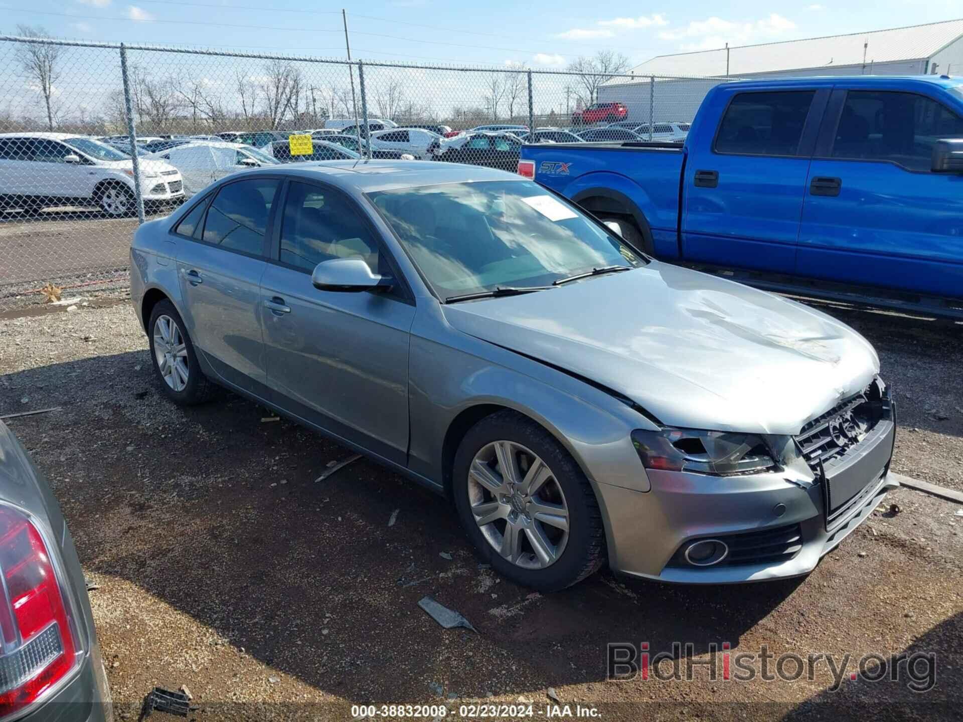 Photo WAUBFAFL1BN031534 - AUDI A4 2011