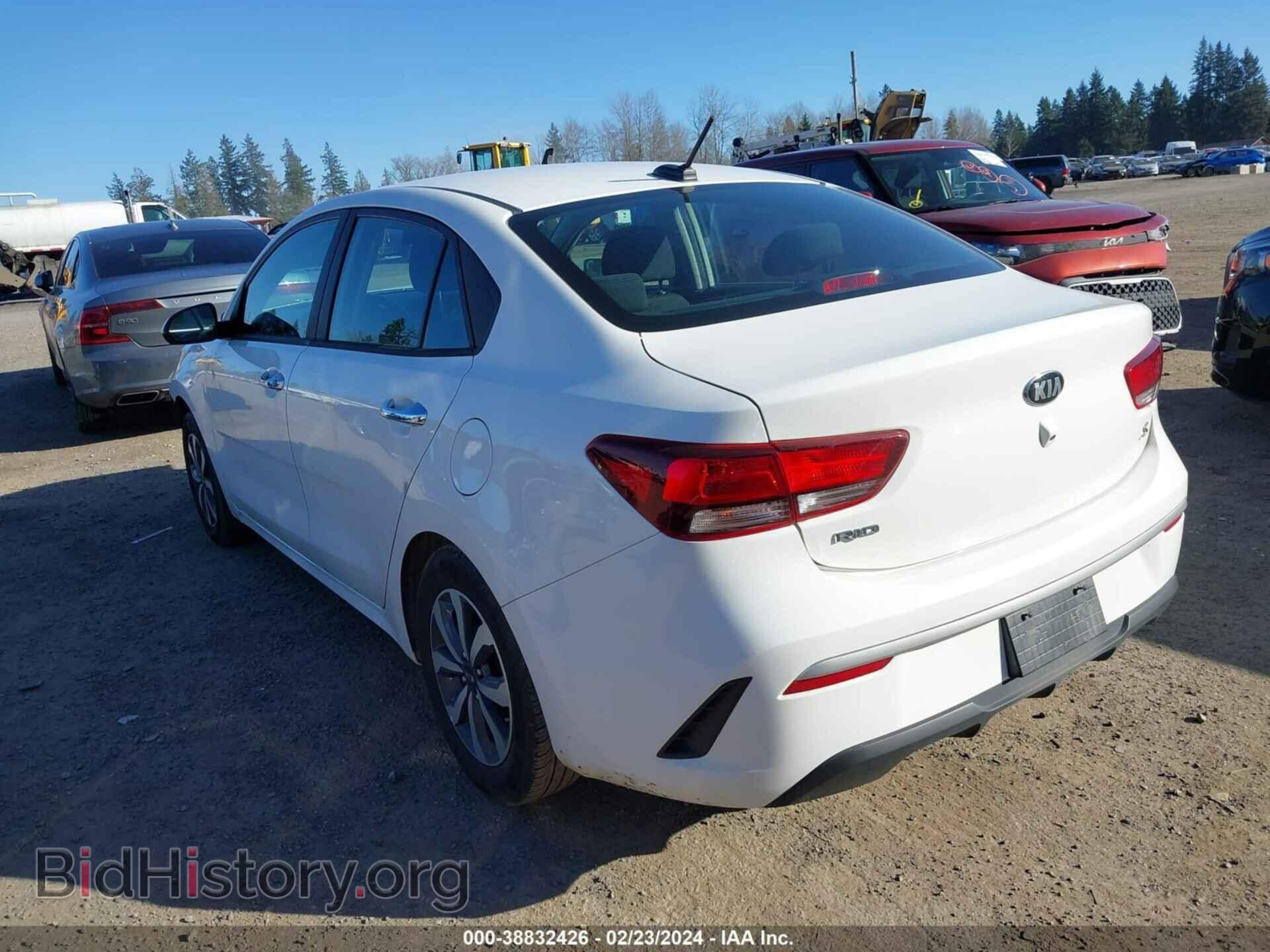 2021 KIA RIO - VIN: 3KPA24AD5ME423595 - Фото 3