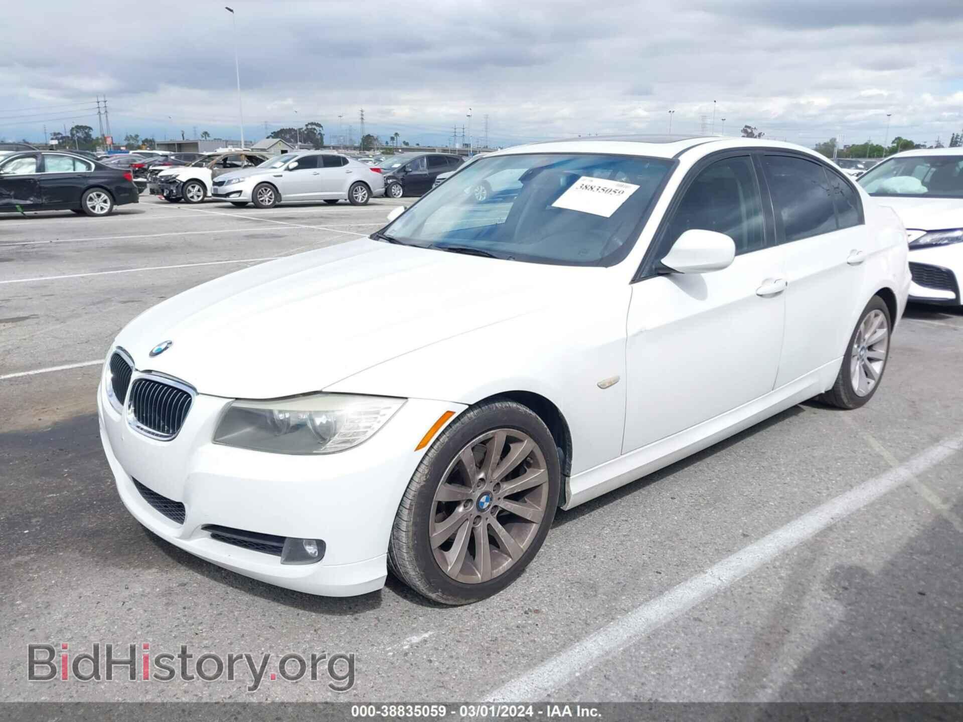 2011 BMW 328I - VIN: WBAPH7C58BE682796 - Фото 2