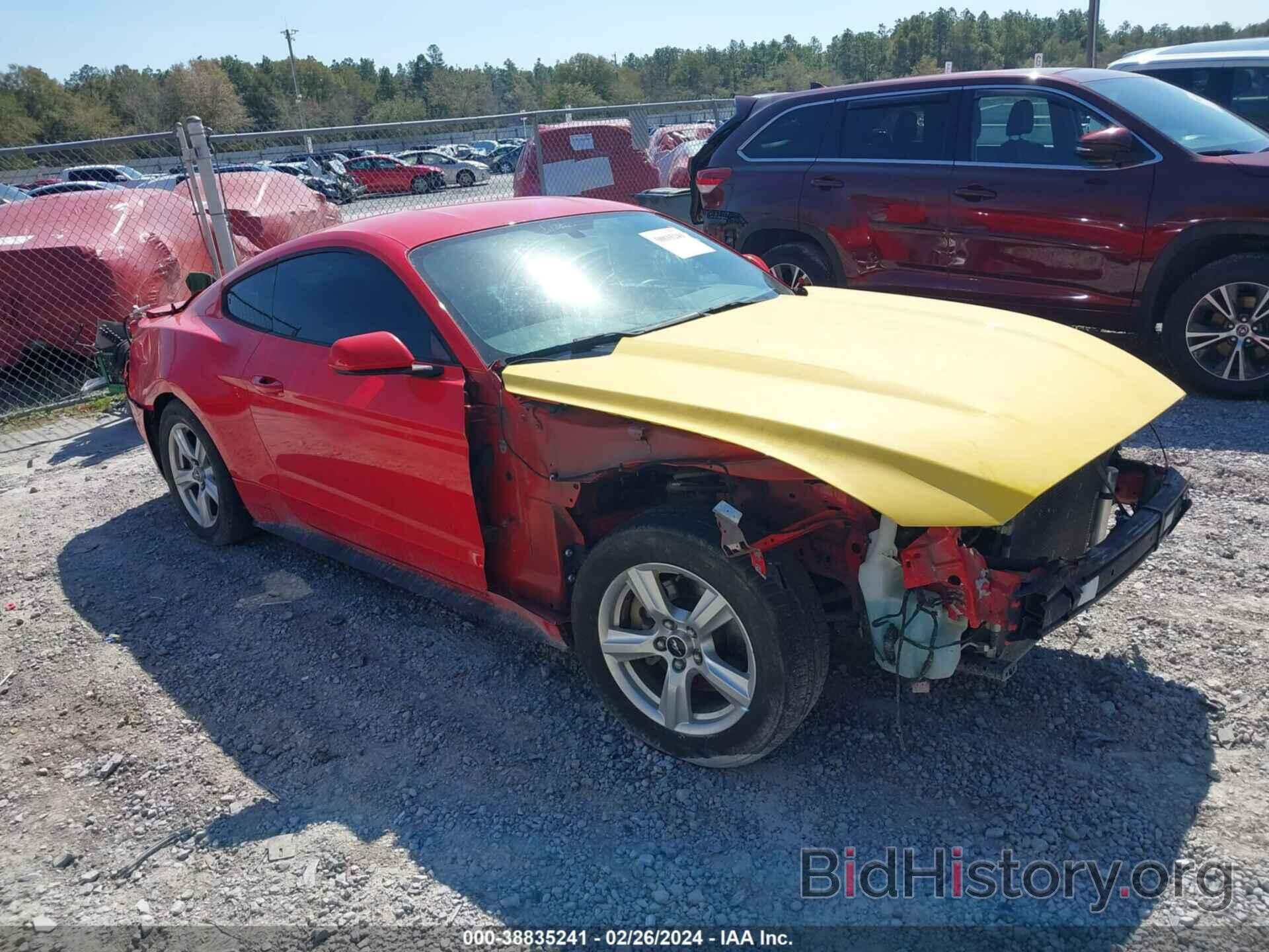 Photo 1FA6P8AM2F5322064 - FORD MUSTANG 2015