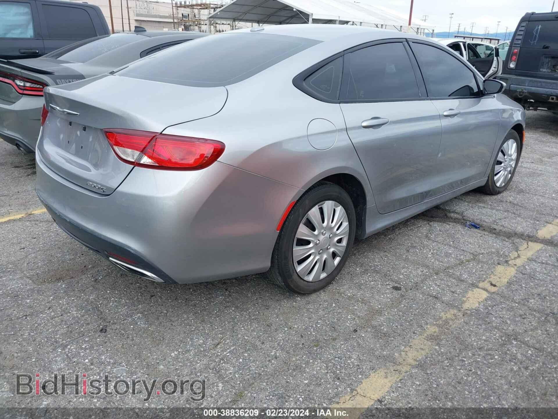 2015 CHRYSLER 200 - VIN: 1C3CCCBB5FN638636 - Фото 4