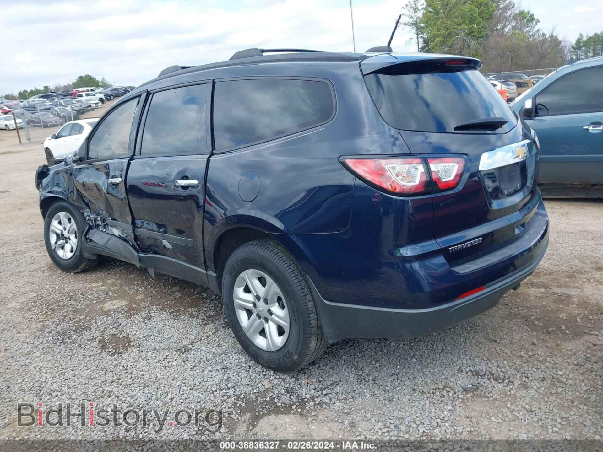 2017 CHEVROLET TRAVERSE - VIN: 1GNKRFKD1HJ164078 - Фото 3