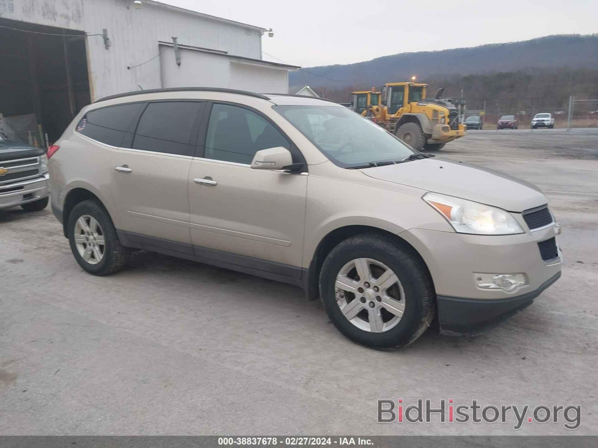 Photo 1GNKVGED7BJ308897 - CHEVROLET TRAVERSE 2011