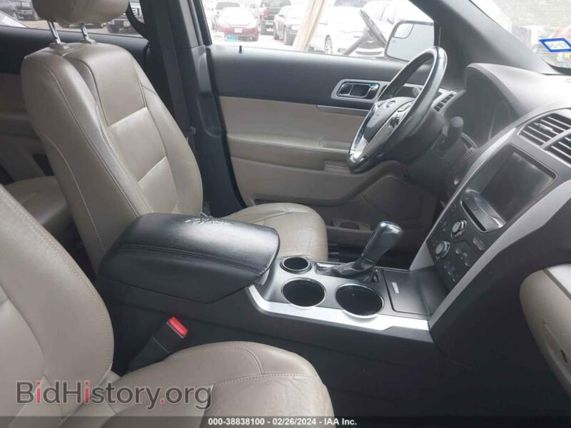 2011 Ford EXPLORER (VIN 1FMHK7D86BGA64832) — фото 5 из 11