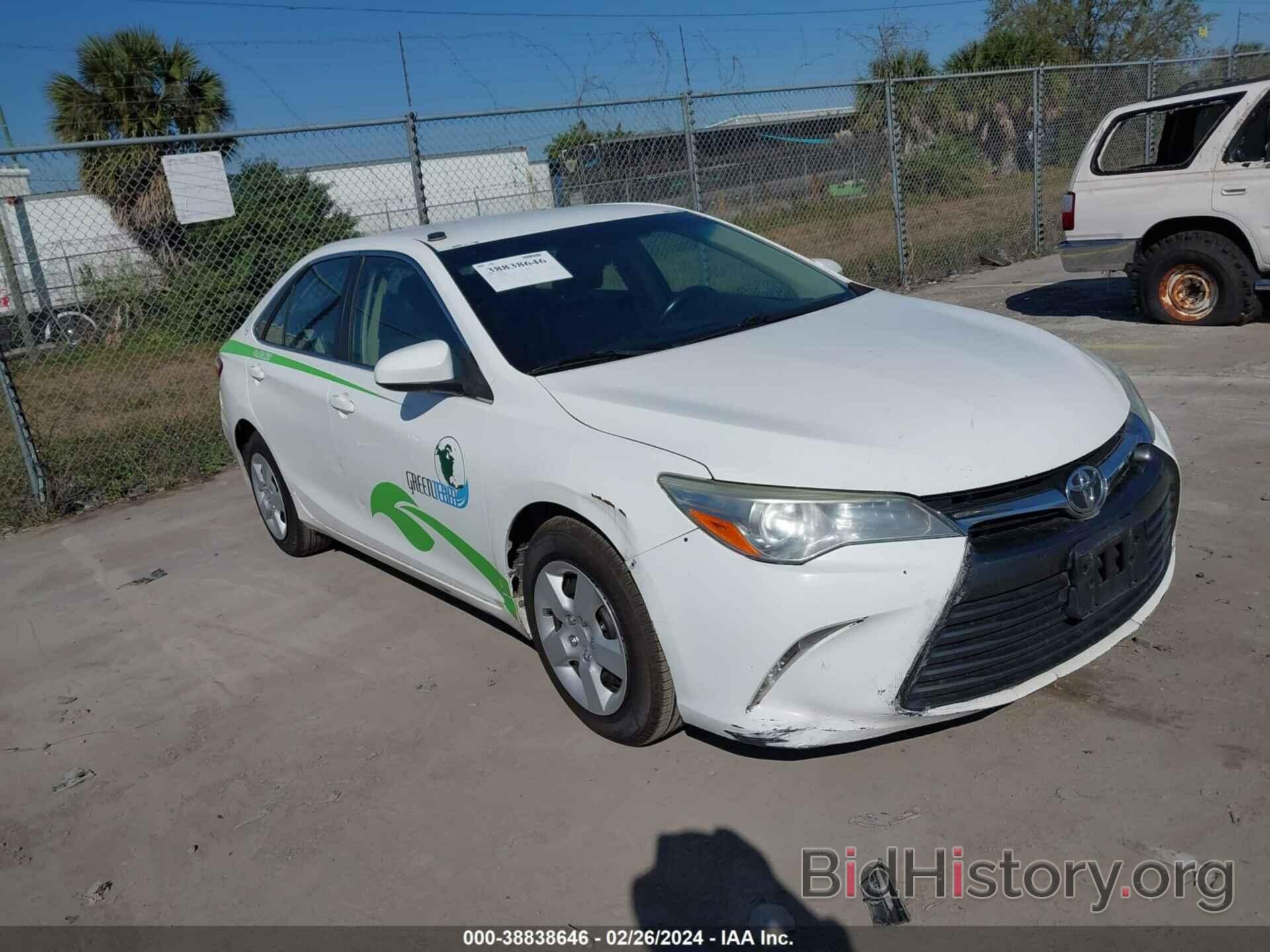 Photo 4T4BF1FK1FR451317 - TOYOTA CAMRY 2015
