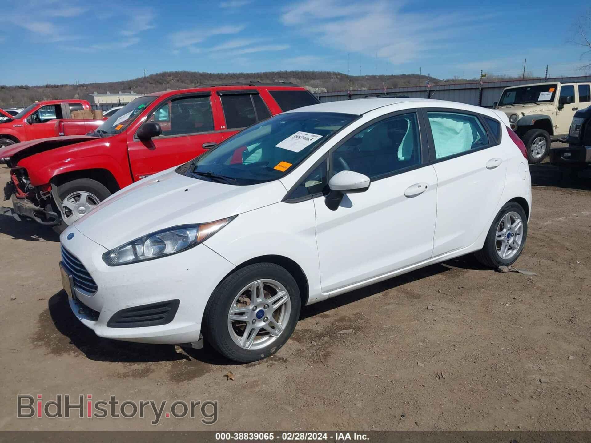 2017 FORD FIESTA - VIN: 3FADP4EJ6HM161909 - Фото 2
