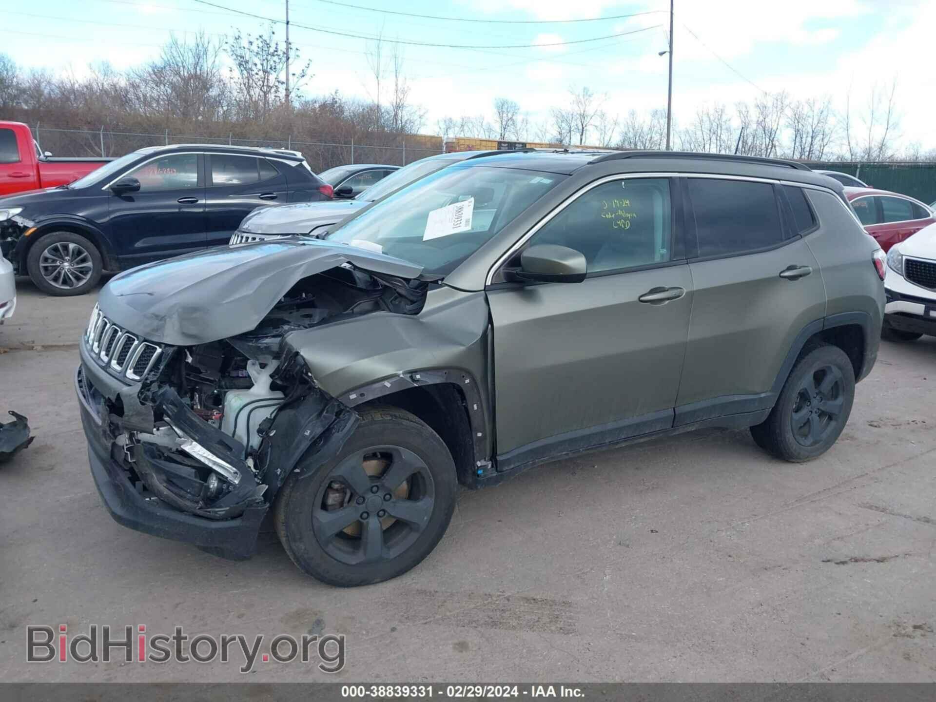 2019 JEEP COMPASS - VIN: 3C4NJDBB4KT849904 - Фото 2