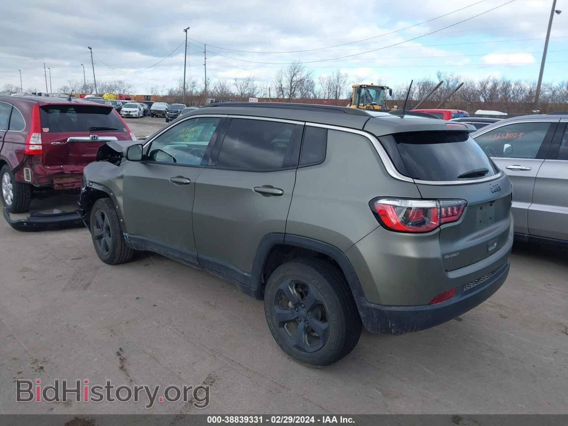 2019 JEEP COMPASS - VIN: 3C4NJDBB4KT849904 - Фото 3