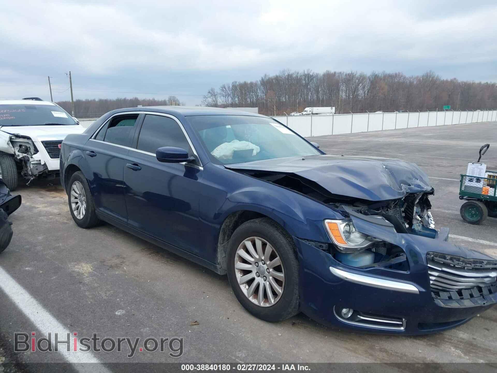 Фотография 2C3CCAAG9EH217012 - CHRYSLER 300 2014